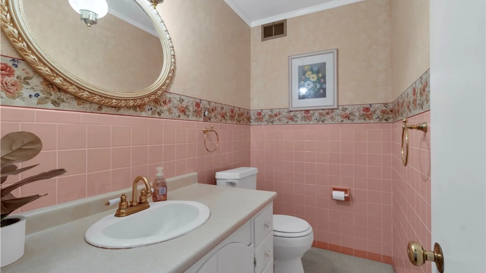 Property at 3021 Walbridge Drive, Hamburg, NY 14075 21