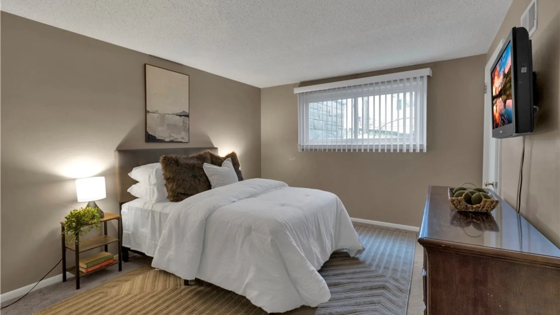 Property at 3021 Walbridge Drive, Hamburg, NY 14075 33