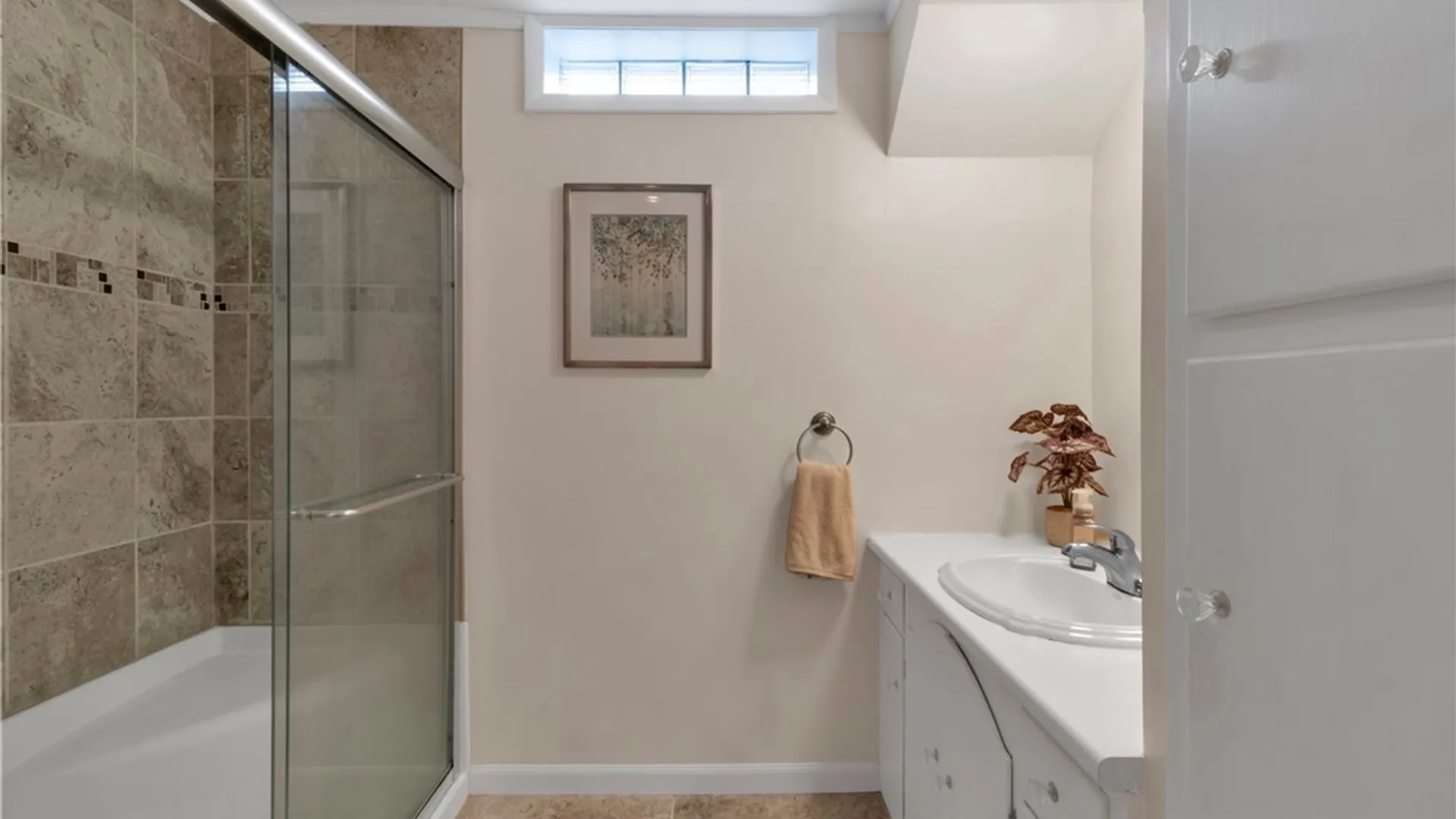 Property at 3021 Walbridge Drive, Hamburg, NY 14075 39