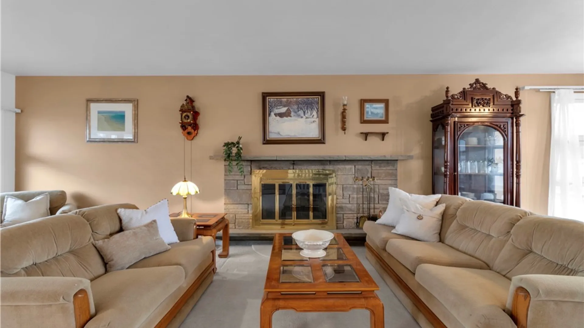 Property at 3021 Walbridge Drive, Hamburg, NY 14075 5