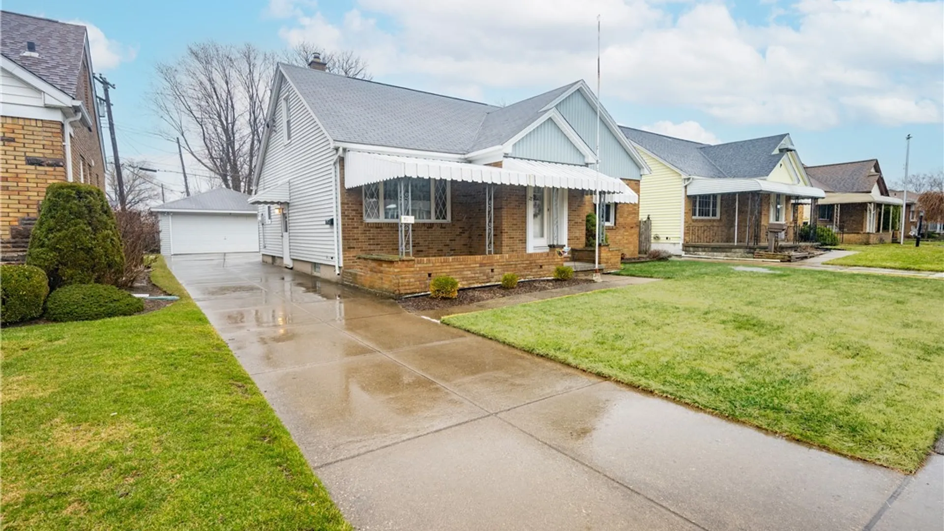 Property at 27 Edmund Street, Cheektowaga, NY 14227 2
