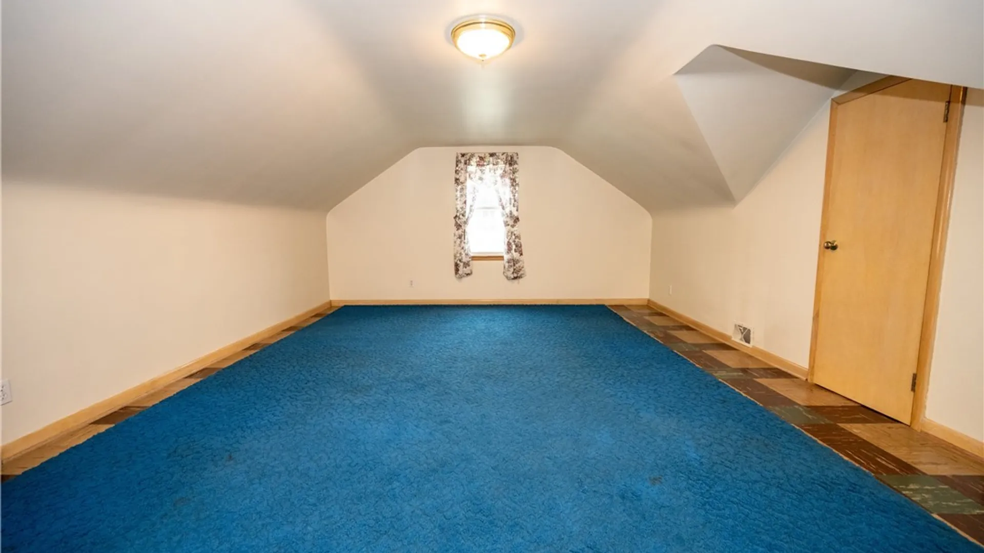 Property at 27 Edmund Street, Cheektowaga, NY 14227 37