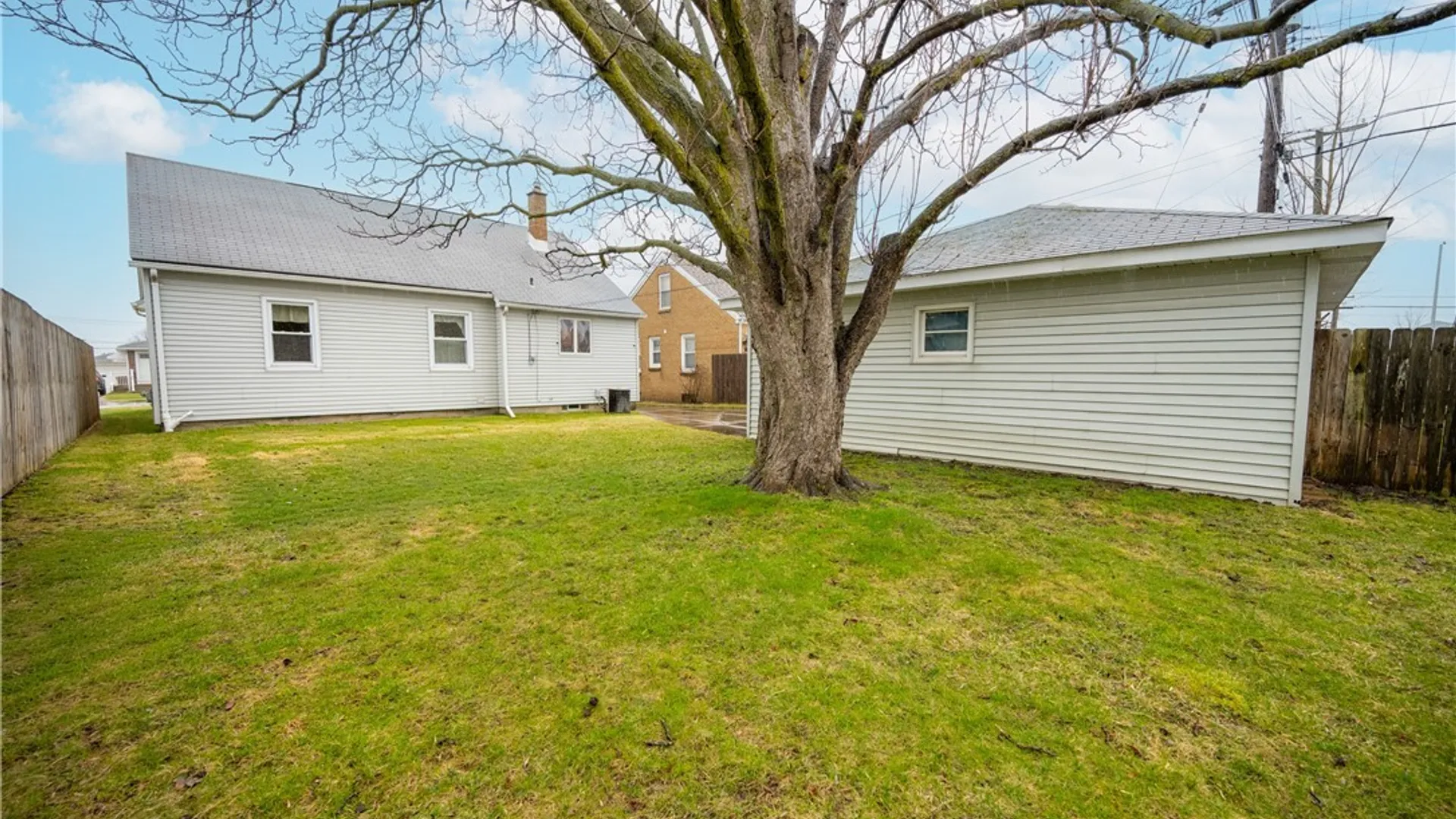 Property at 27 Edmund Street, Cheektowaga, NY 14227 8
