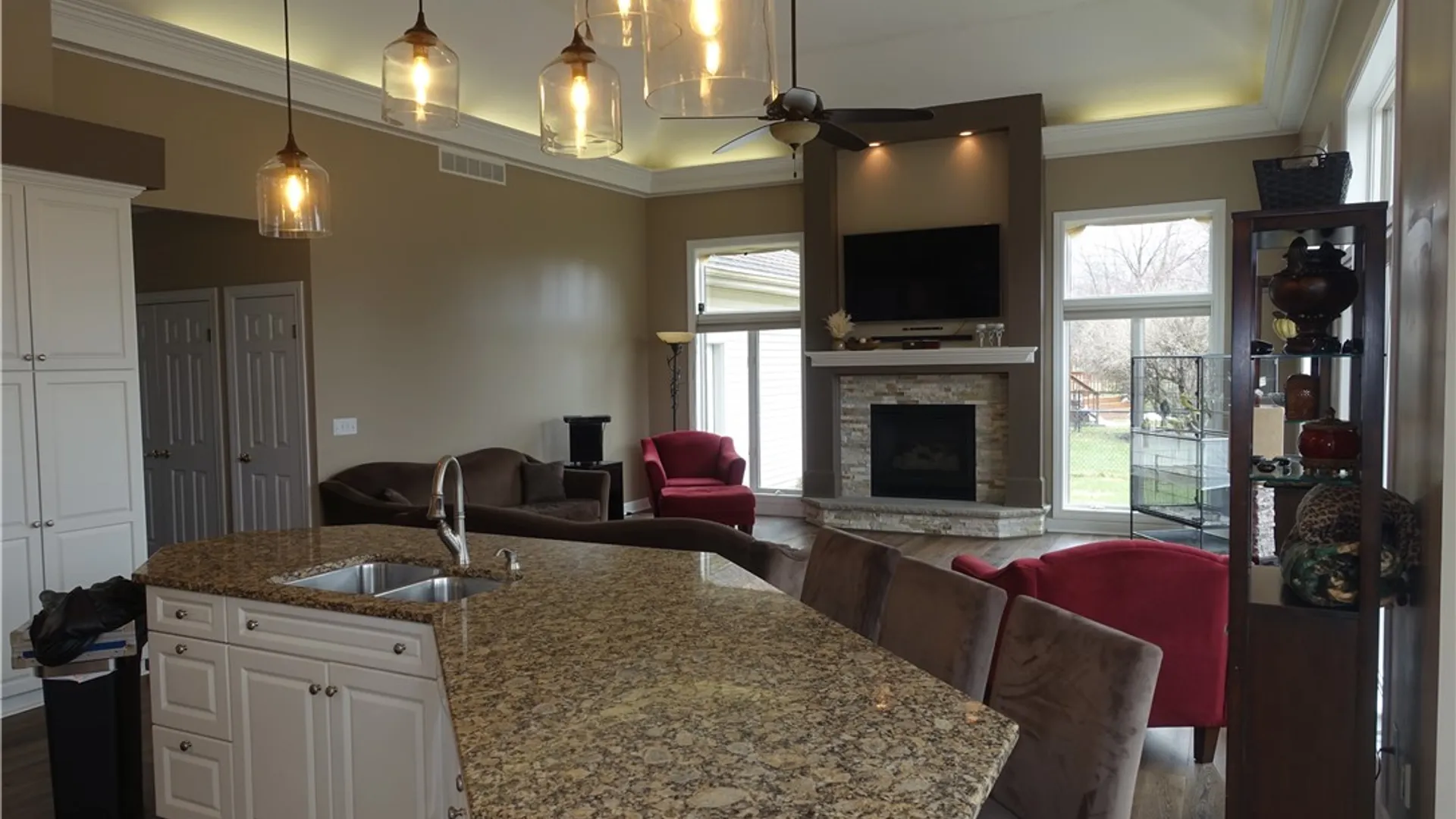 Property at 5 Blue Pine Circle, Penfield, NY 14526 9