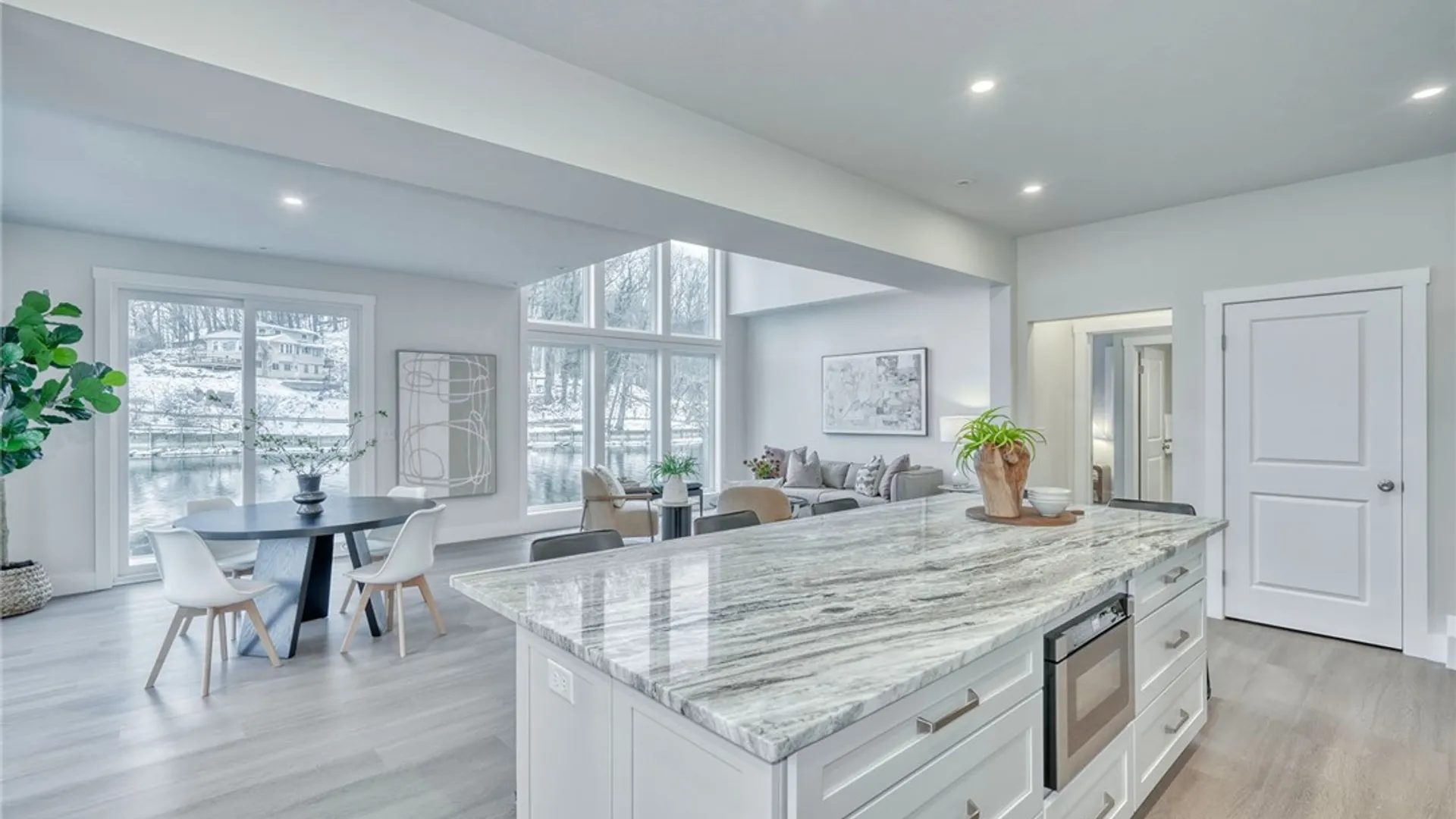 Property at 673 Seneca Road, Irondequoit, NY 14622 19