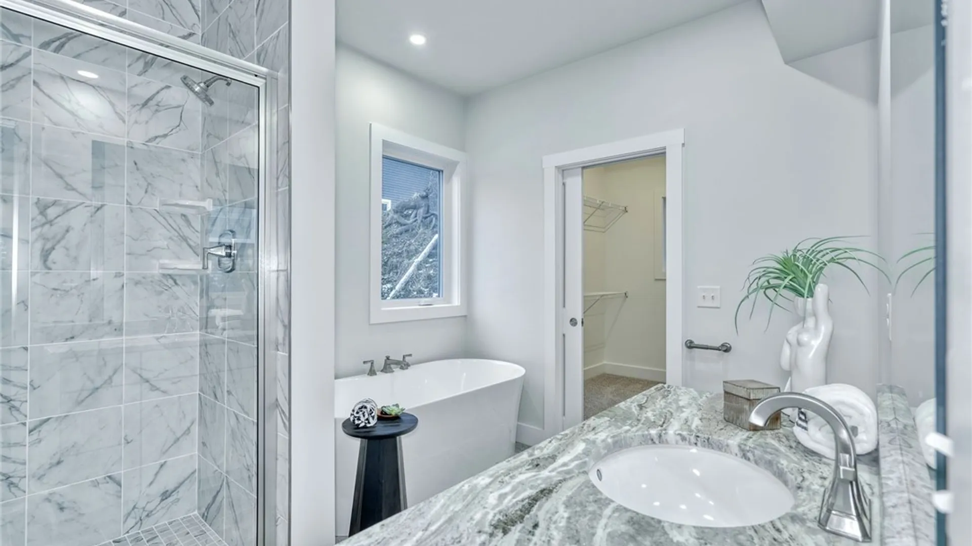 Property at 673 Seneca Road, Irondequoit, NY 14622 35