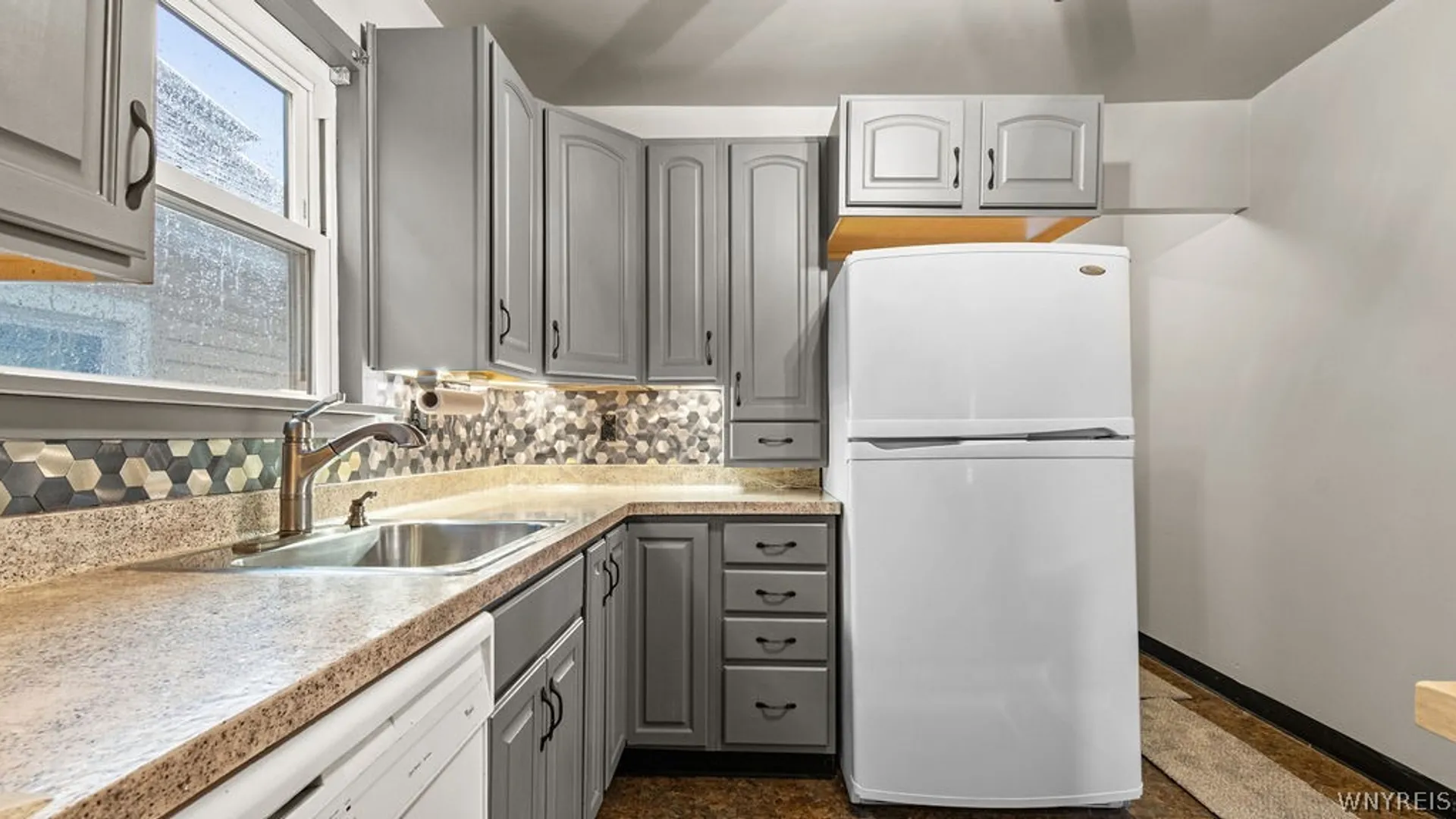 Property at 159 Callodine Avenue, Amherst, NY 14226 8