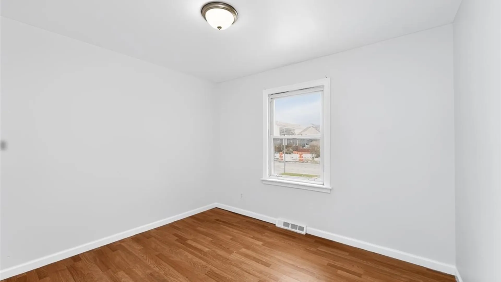 Property at 3028 Welch Avenue, Niagara Falls, NY 14303 16