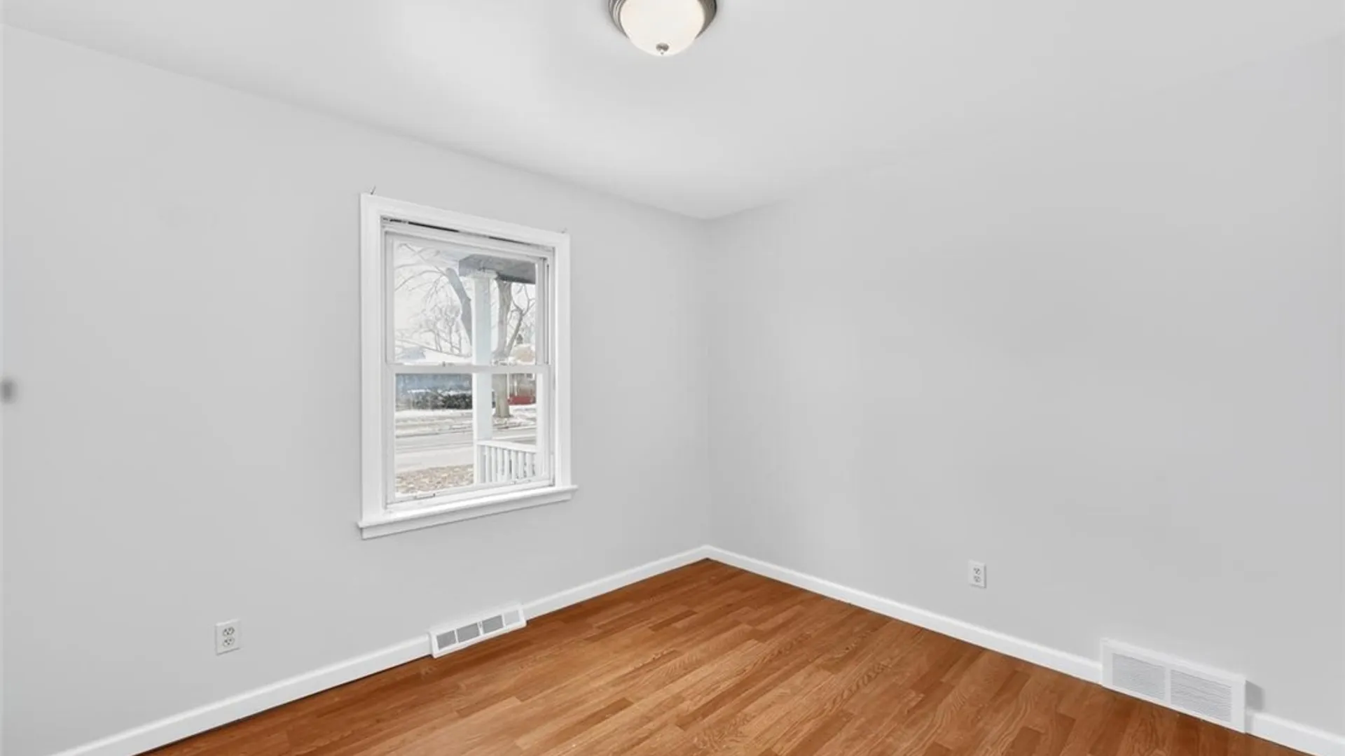 Property at 3028 Welch Avenue, Niagara Falls, NY 14303 18