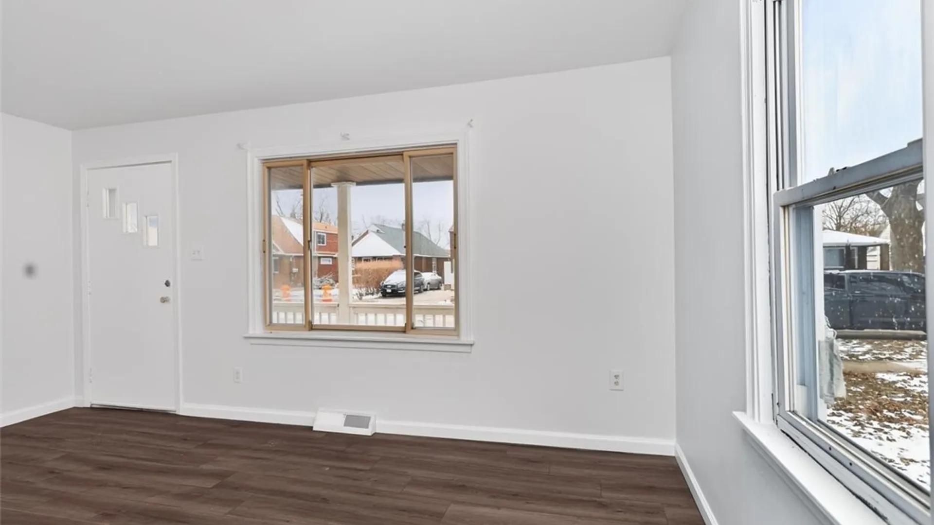Property at 3028 Welch Avenue, Niagara Falls, NY 14303 24