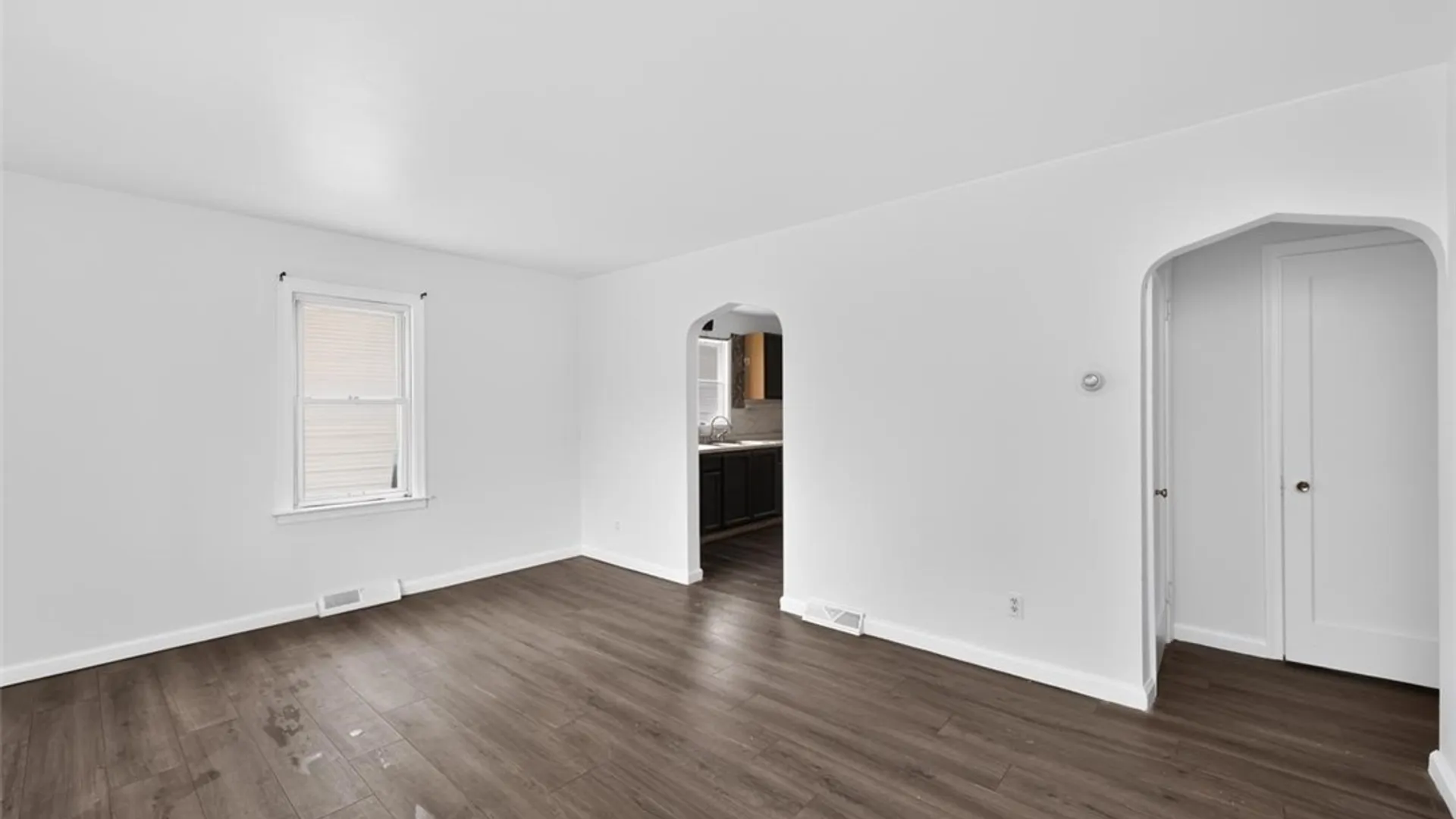 Property at 3028 Welch Avenue, Niagara Falls, NY 14303 25