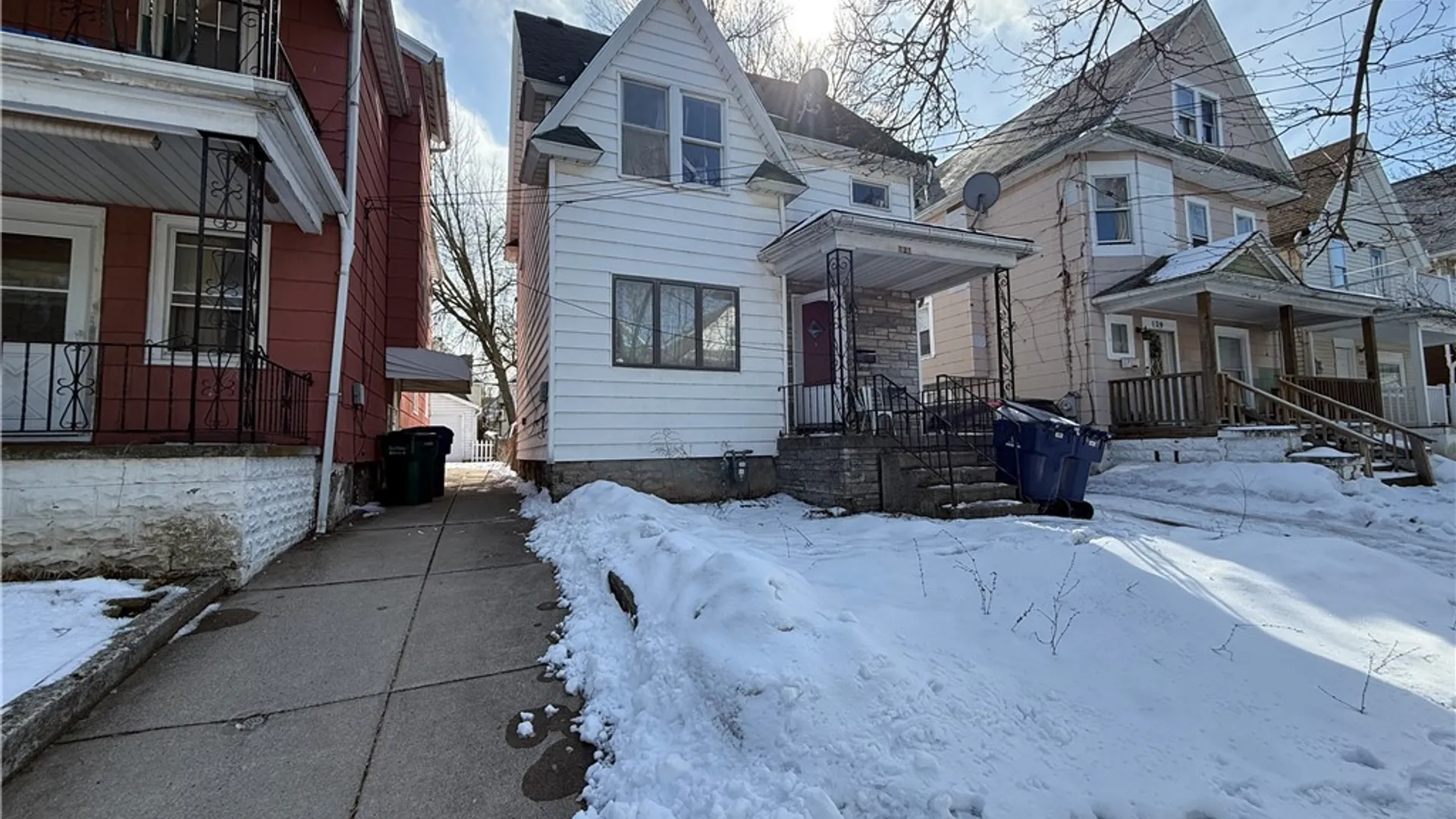 Property at 131 Riverside Avenue, Buffalo, NY 14207 3