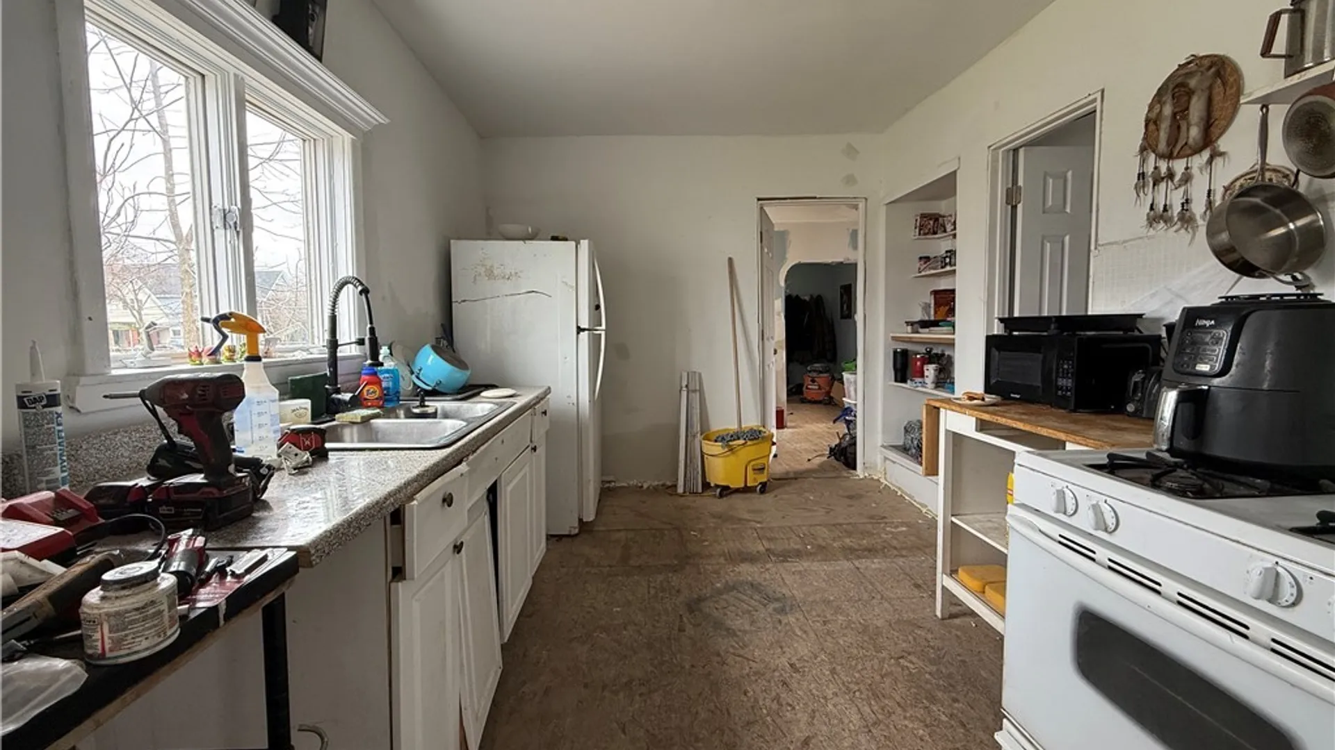 Property at 219 Rhode Island Street, Buffalo, NY 14213 11