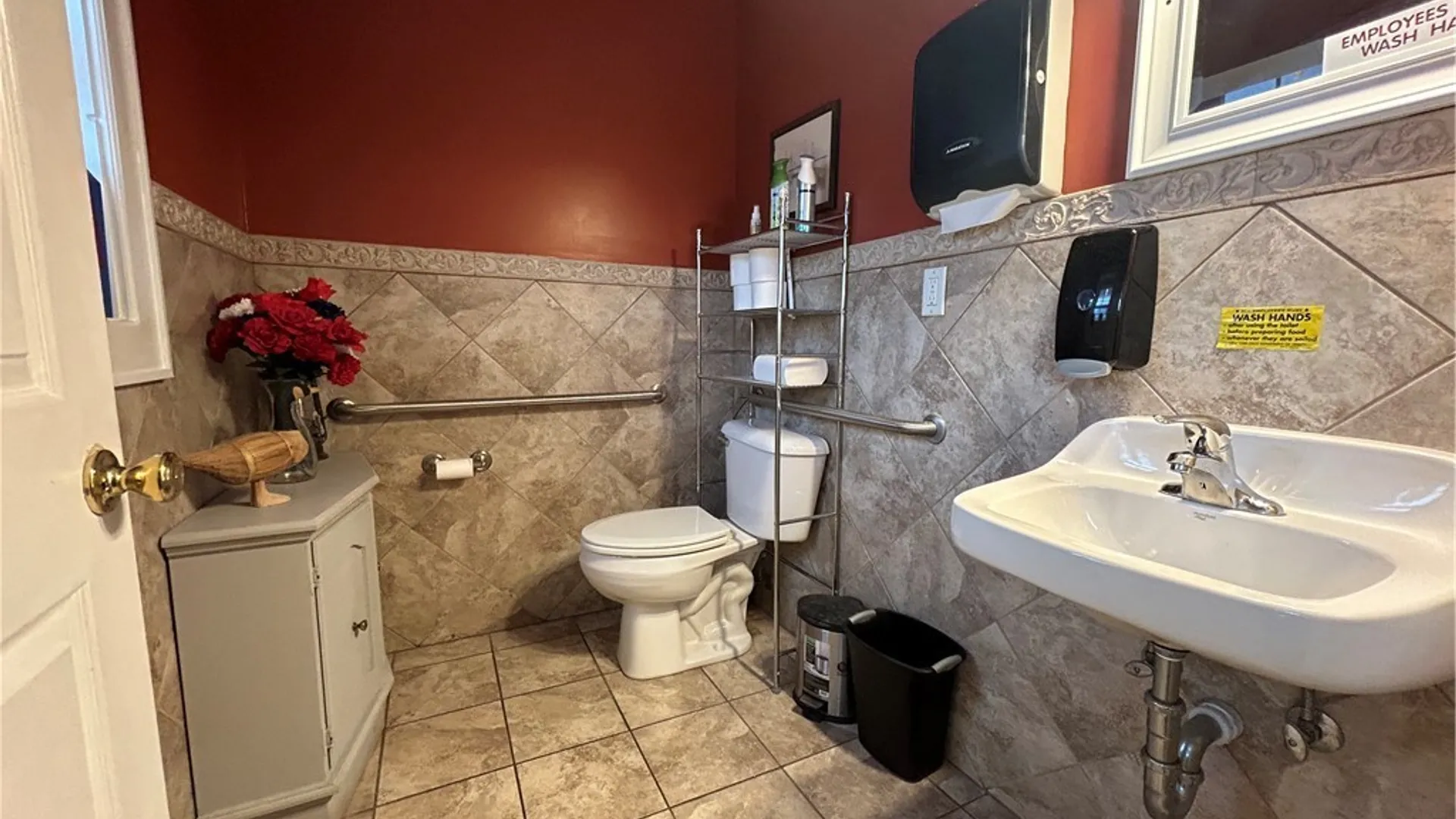 Property at 194 Broadway Street, Cape Vincent, NY 13618 26