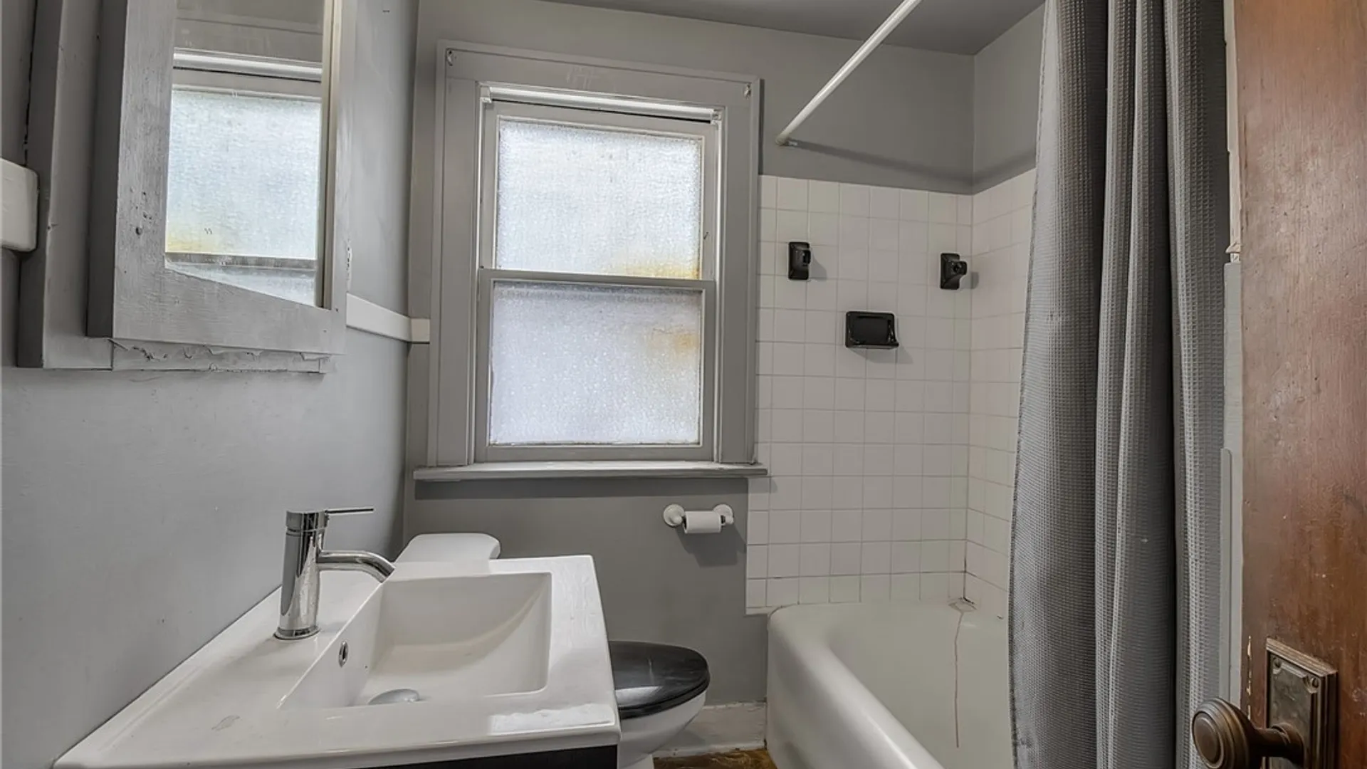 Property at 339 Windermere Boulevard, Amherst, NY 14226 17