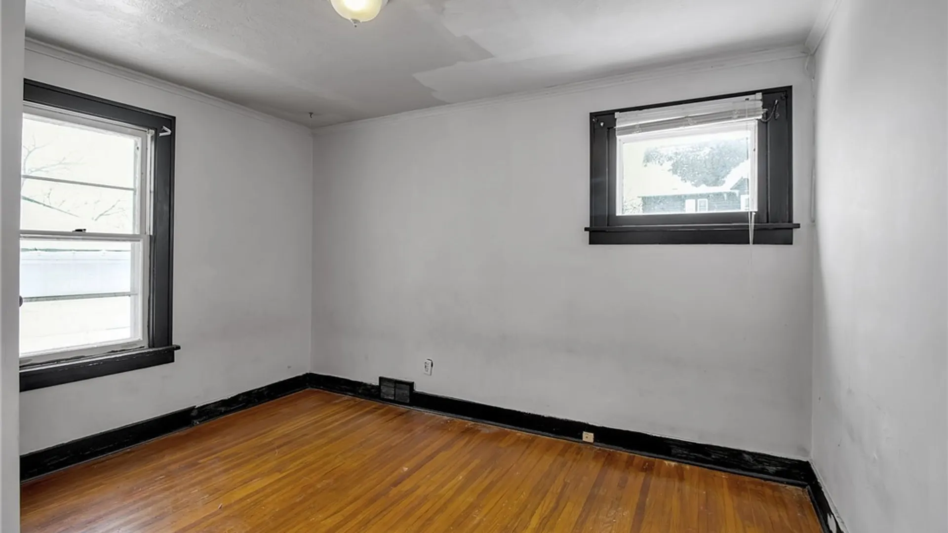 Property at 339 Windermere Boulevard, Amherst, NY 14226 18