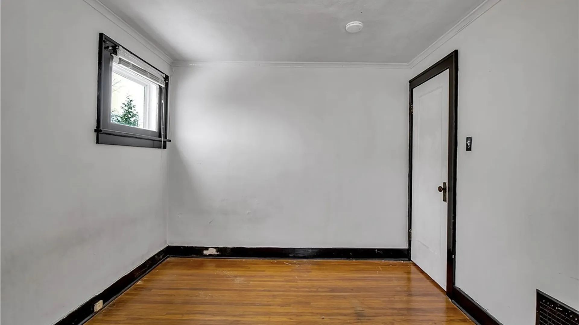 Property at 339 Windermere Boulevard, Amherst, NY 14226 19