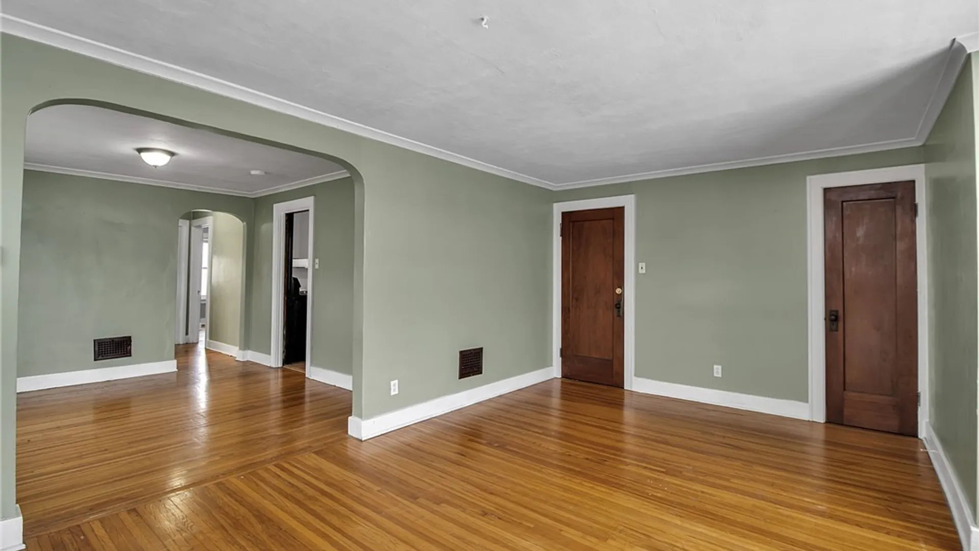 Property at 339 Windermere Boulevard, Amherst, NY 14226 34