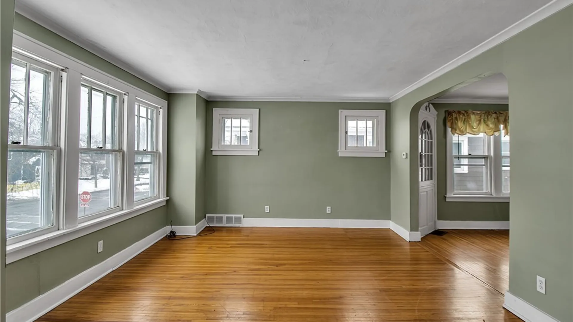 Property at 339 Windermere Boulevard, Amherst, NY 14226 36