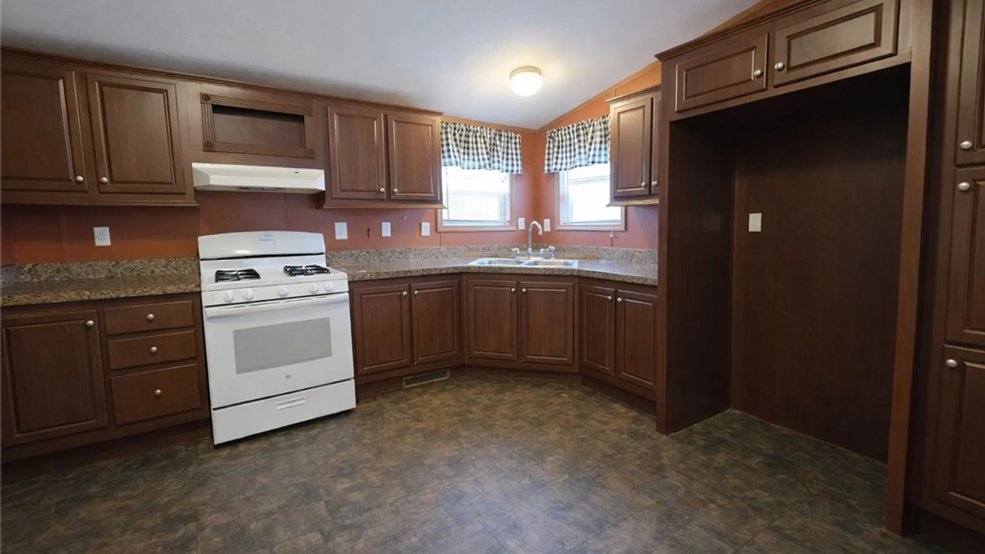 Property at 42 Sebastian Drive, Penfield, NY 14625 5