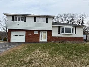 Property at 862 County Route 25, Minetto, NY 13126