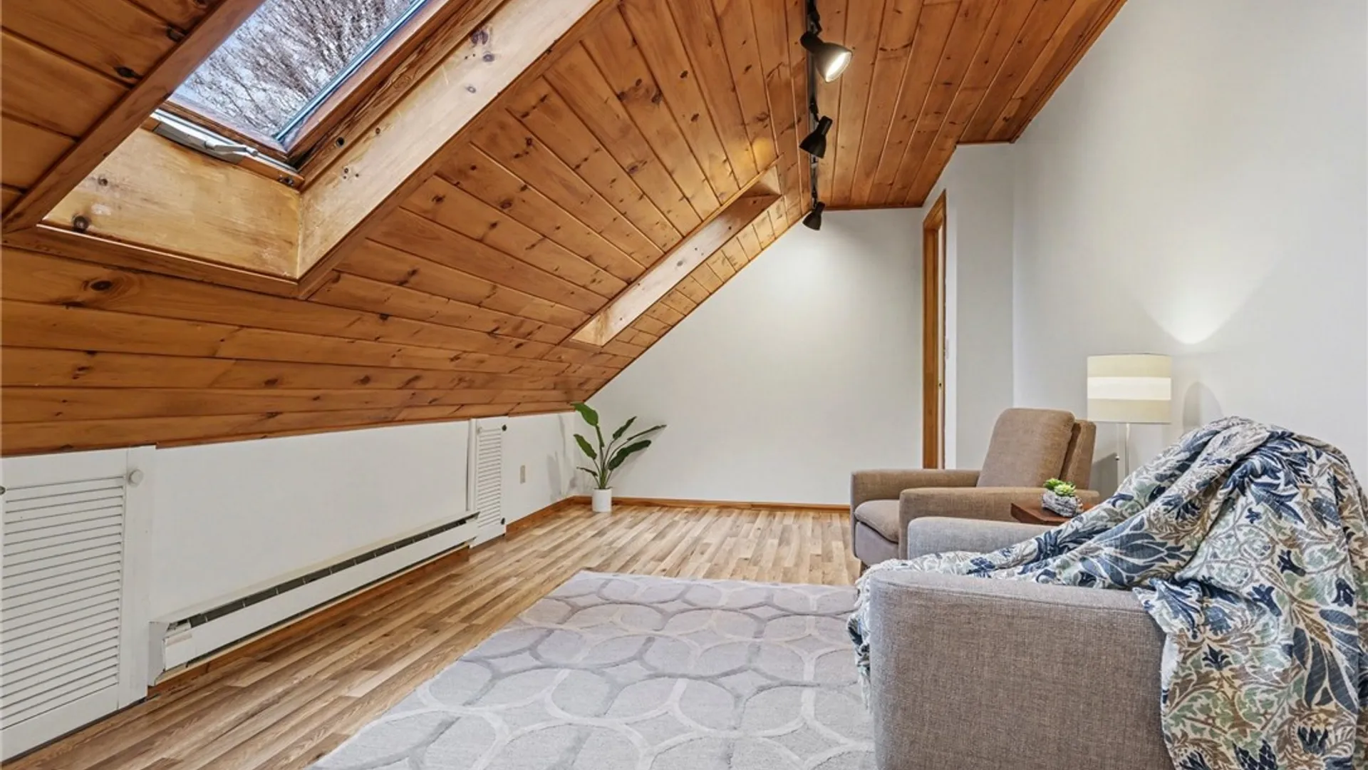 Property at 26 Timberline Dr, Penfield, NY 14526 16