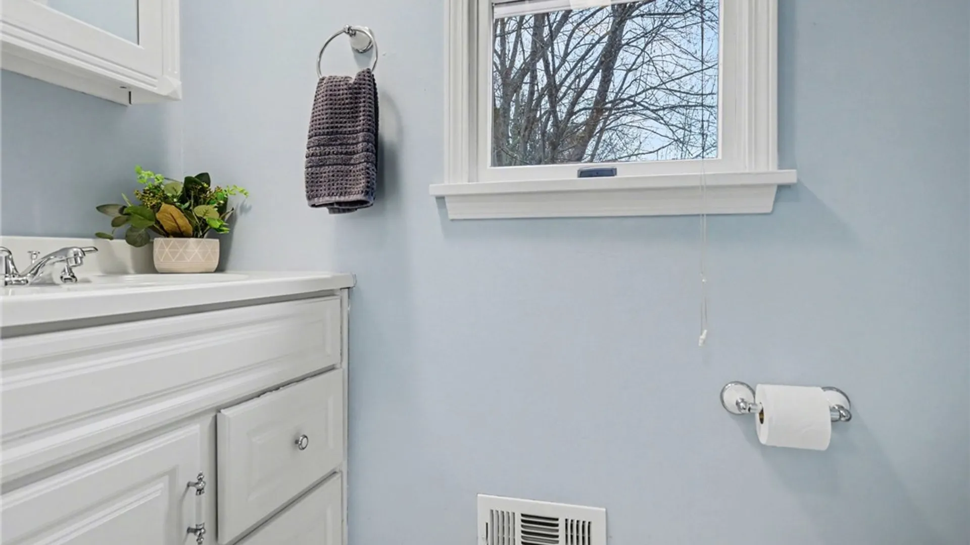 Property at 26 Timberline Dr, Penfield, NY 14526 21