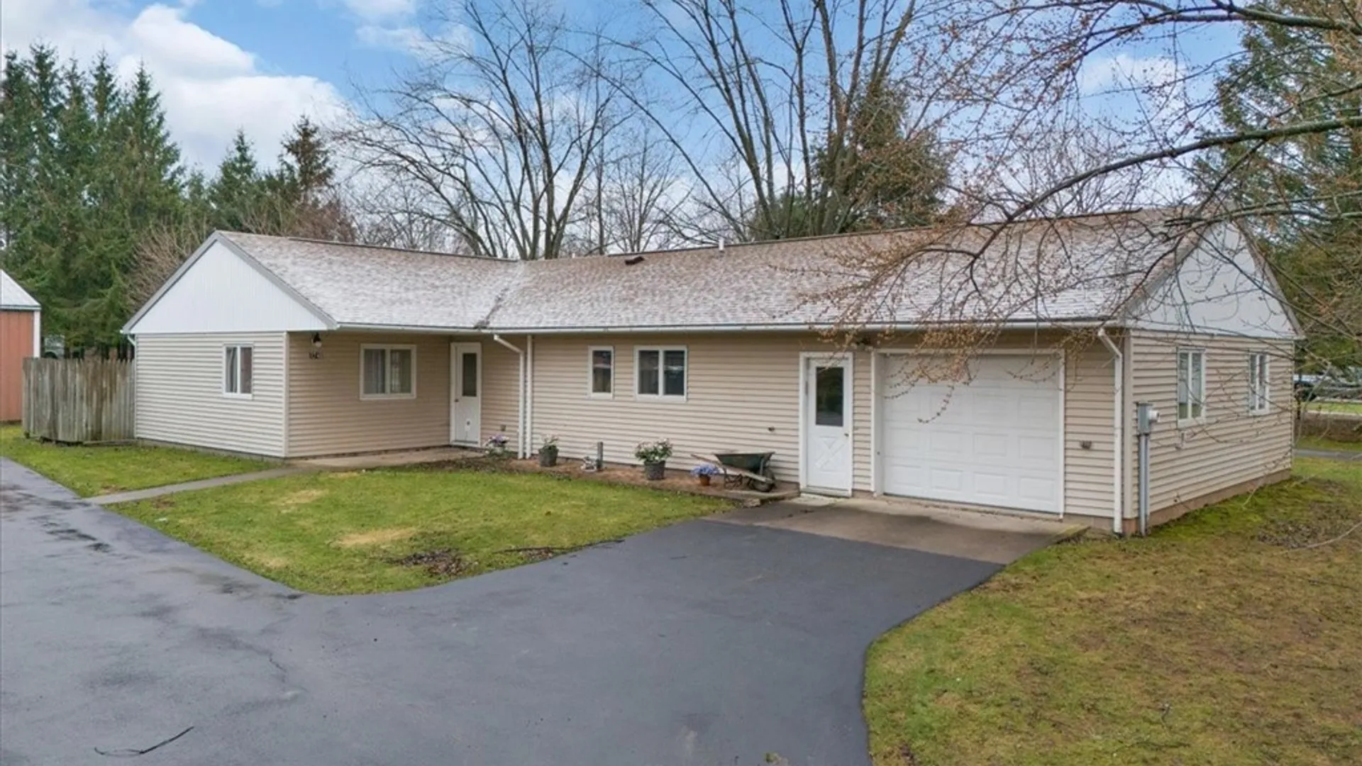 Property at 1740 Kenyon Road, Ontario, NY 14519 2