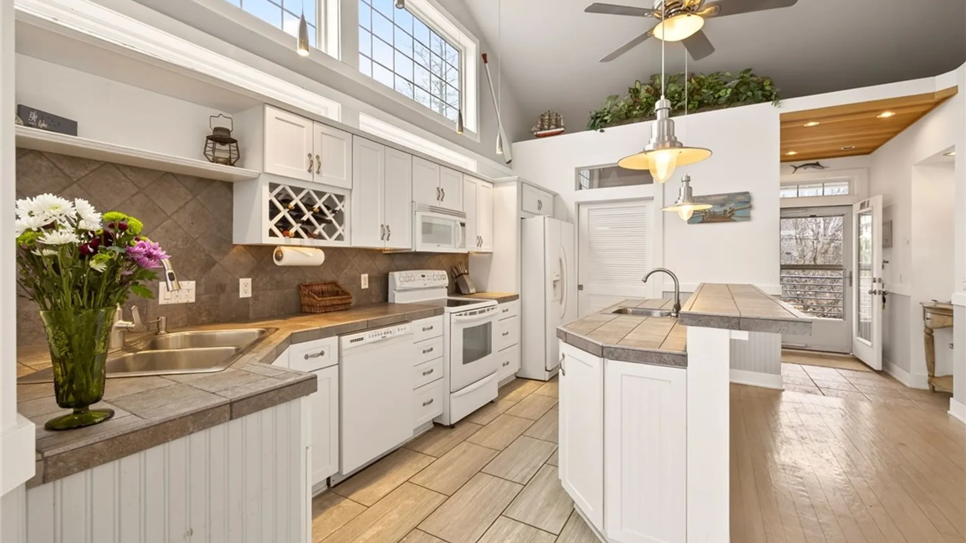 Property at 4139 Lake Road, Williamson, NY 14589 5