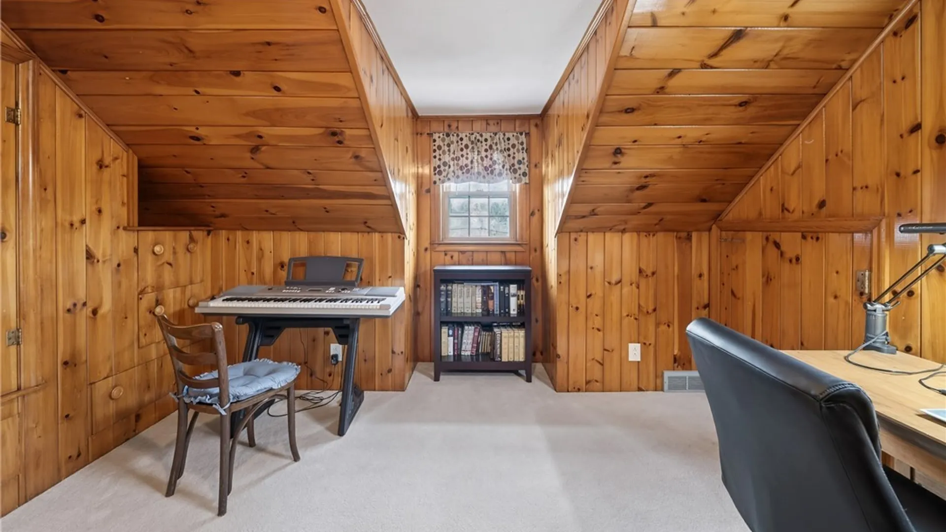 Property at 101 Heather Lane, Camillus, NY 13031 32