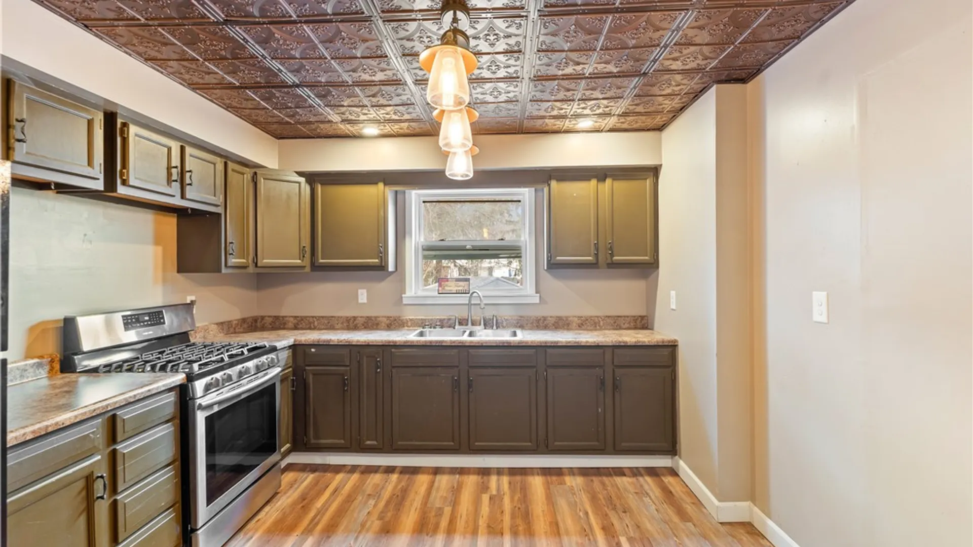 Property at 17 Wells Street, Hornell, NY 14843 15