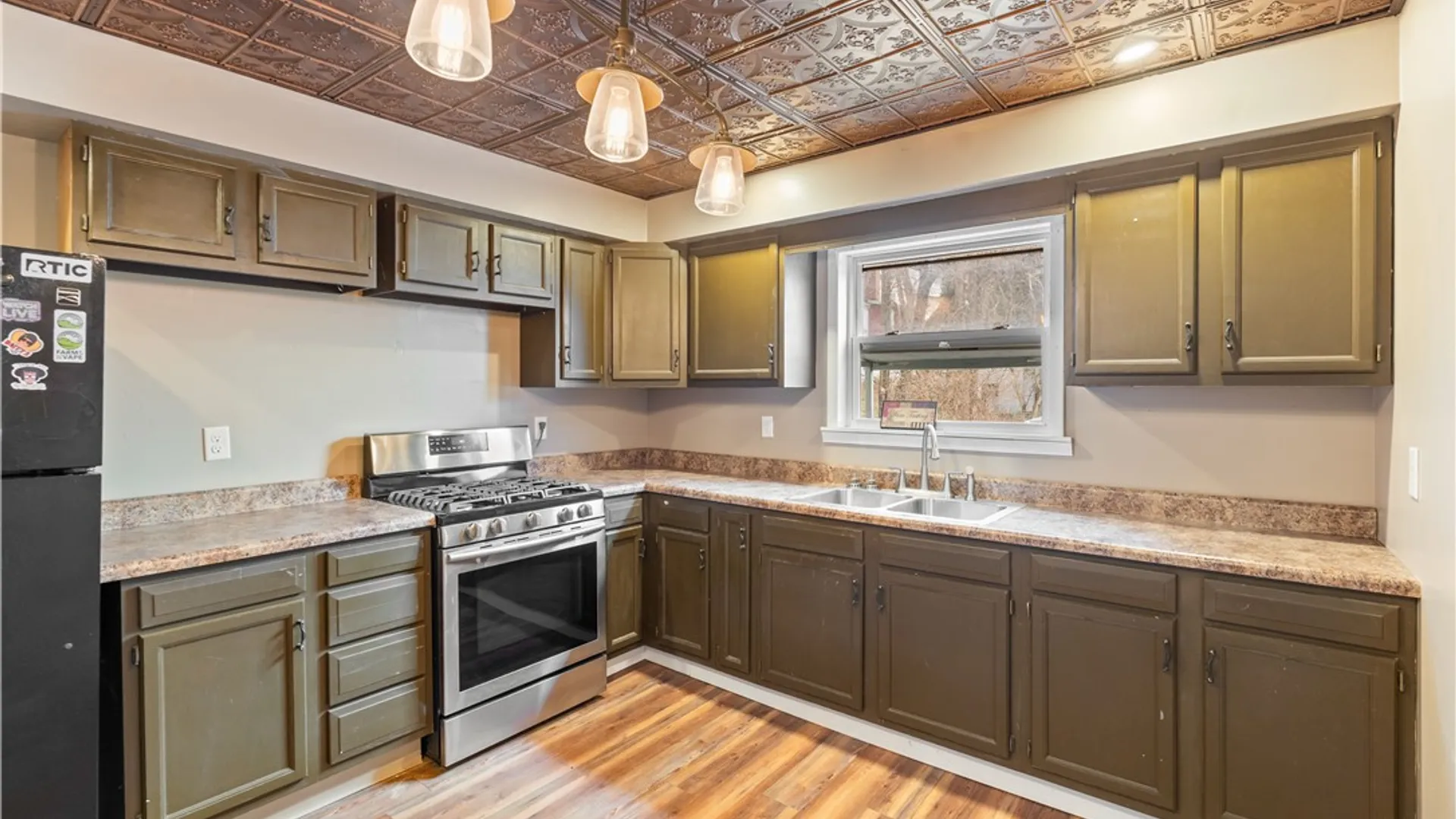 Property at 17 Wells Street, Hornell, NY 14843 17