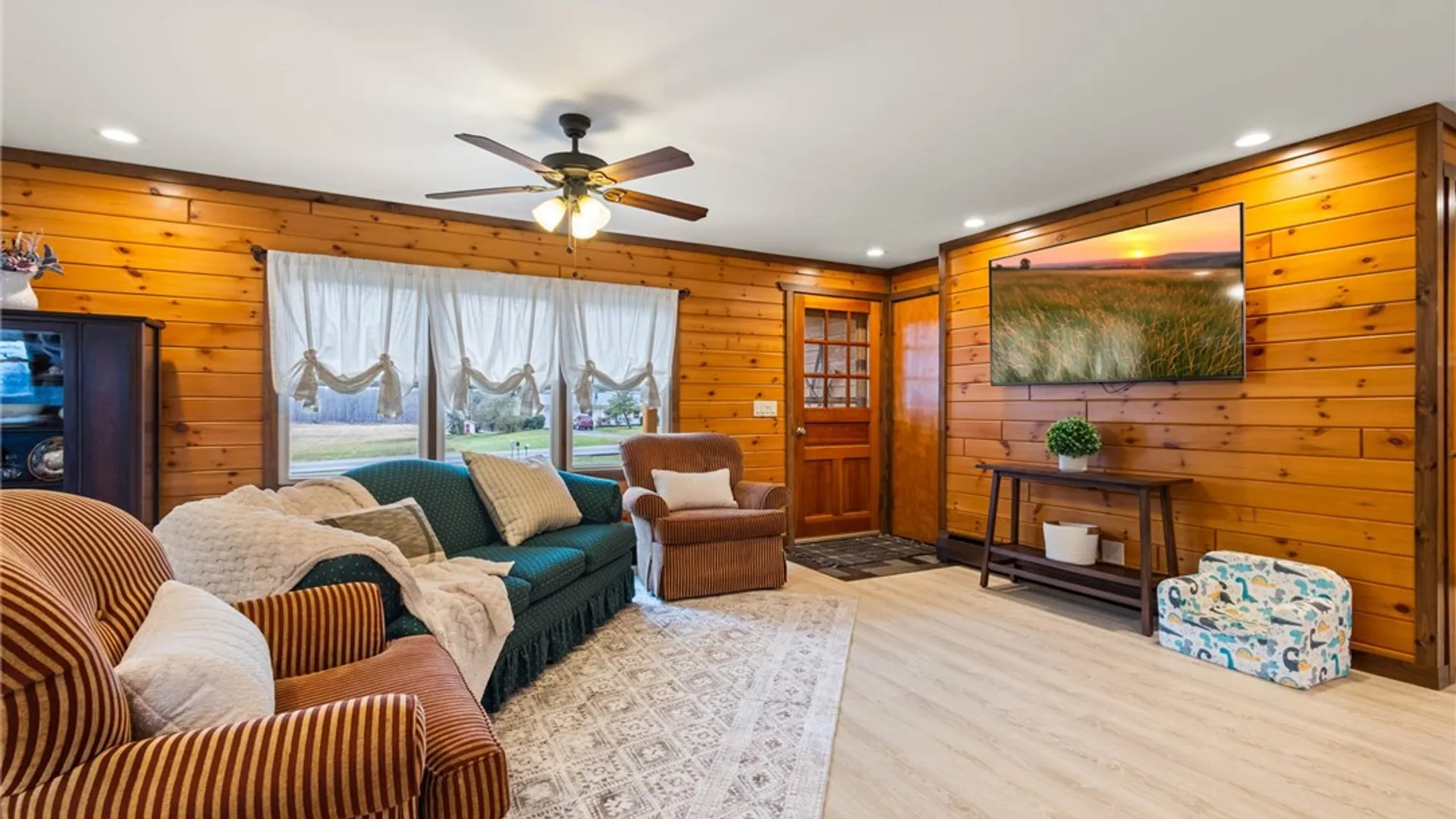 Property at 8549 North Road, Leroy, NY 14482 8