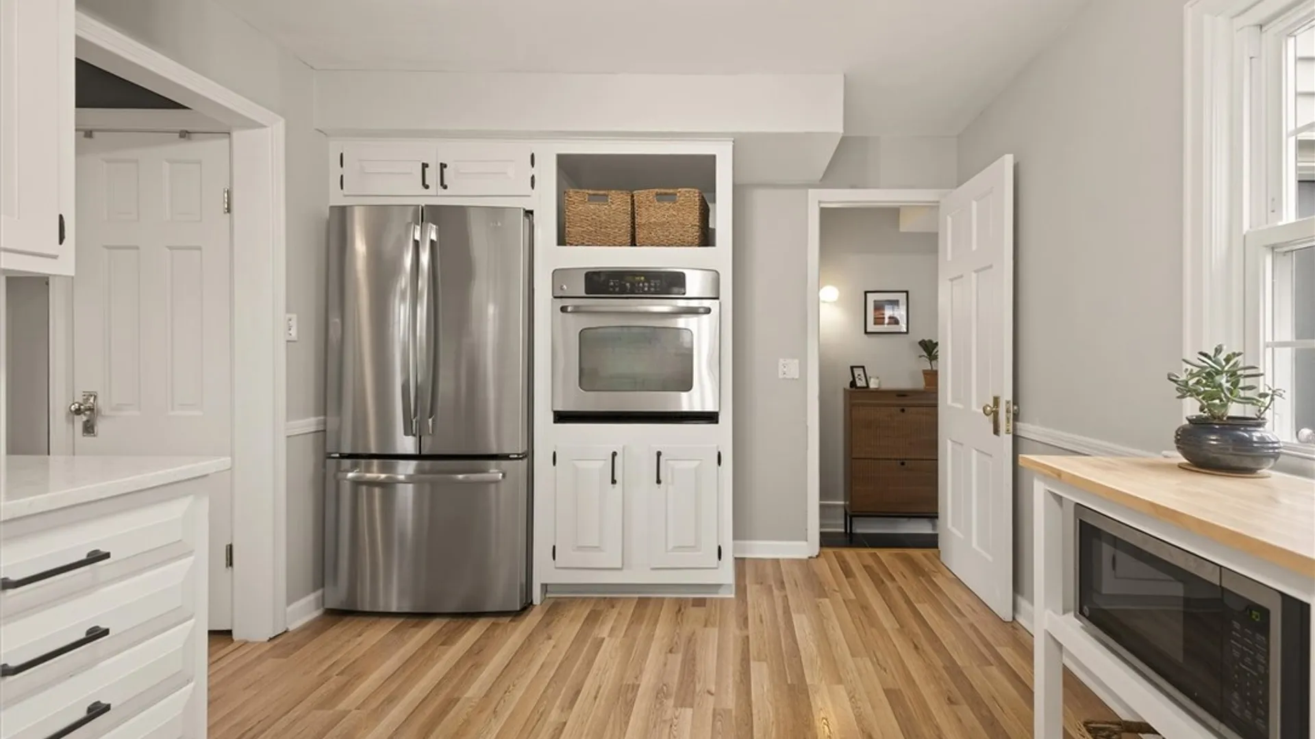 Property at 22 Biltmore Drive, Irondequoit, NY 14617 14