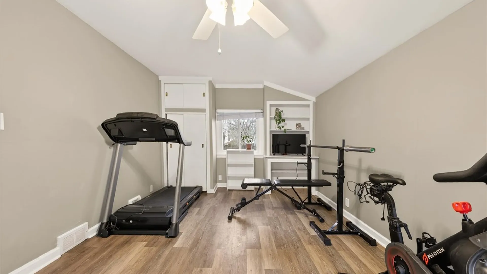 Property at 22 Biltmore Drive, Irondequoit, NY 14617 34