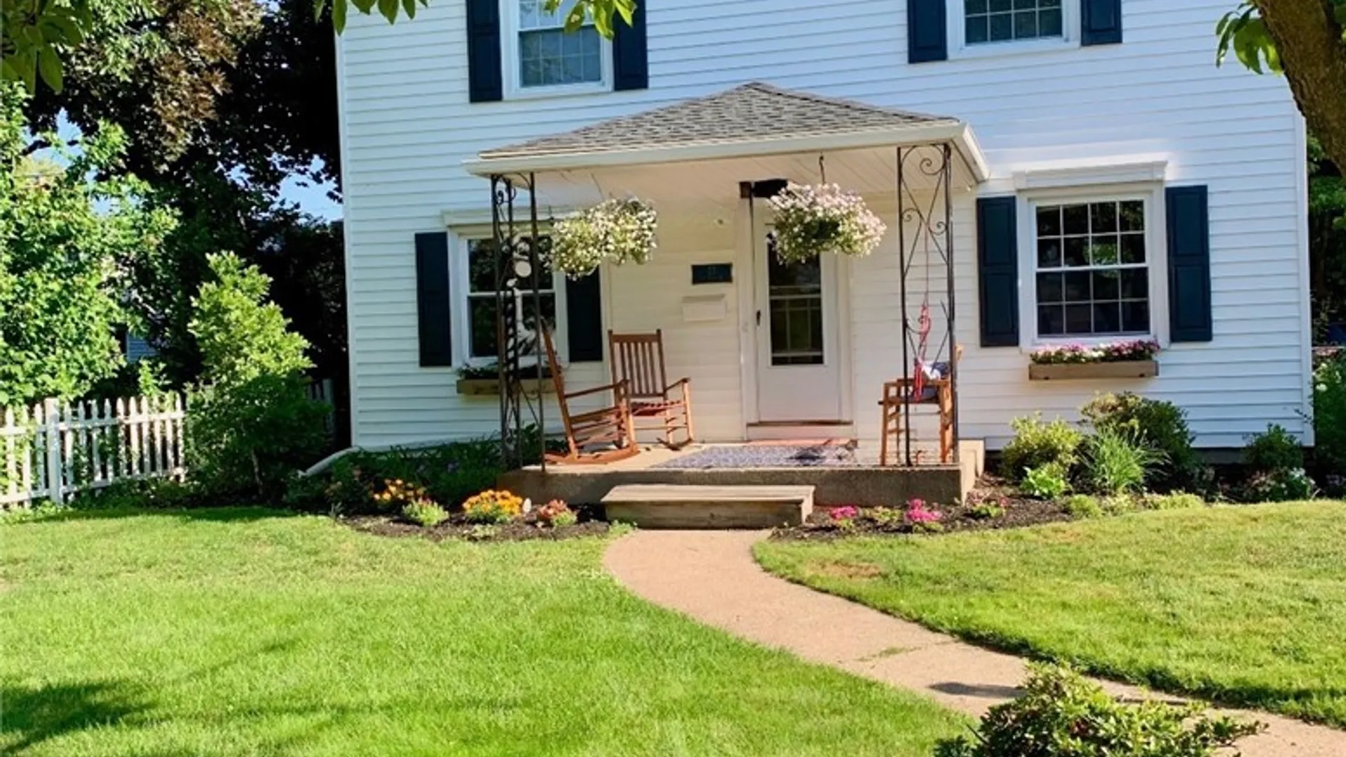 Property at 22 Biltmore Drive, Irondequoit, NY 14617 4