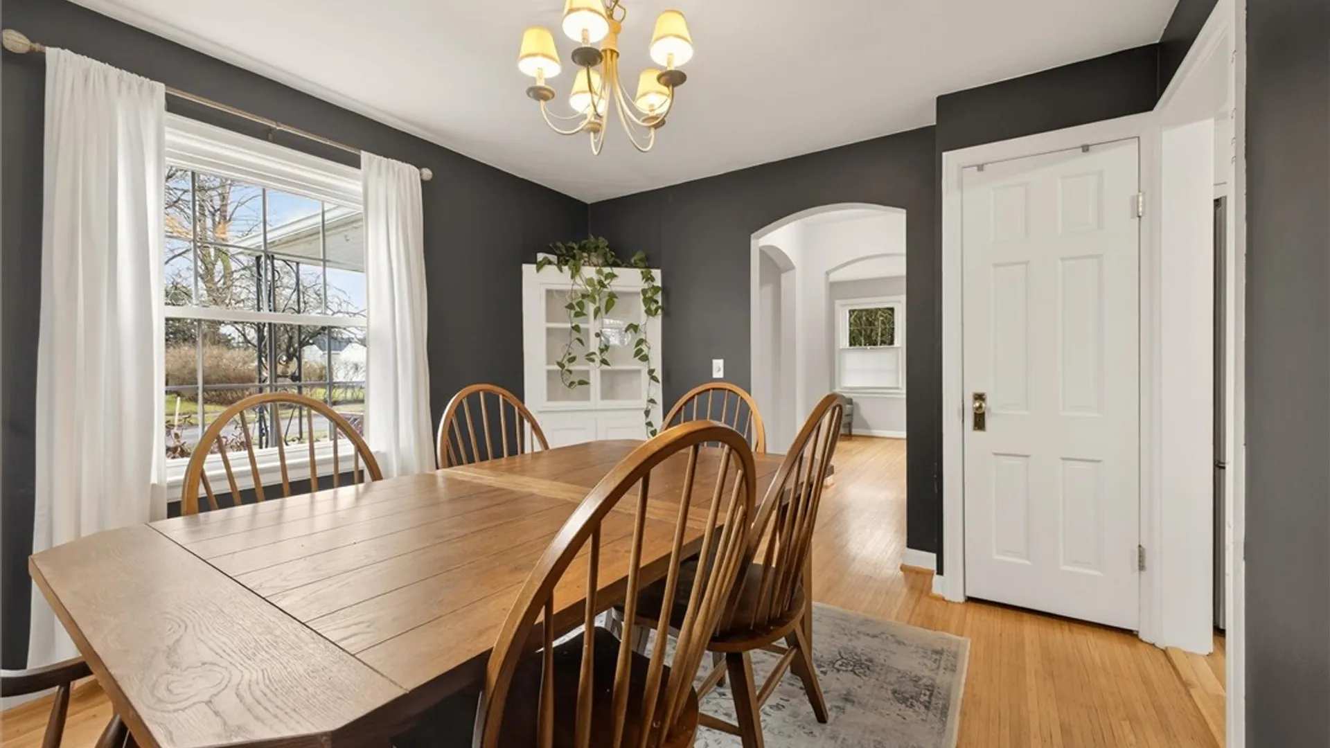 Property at 22 Biltmore Drive, Irondequoit, NY 14617 9