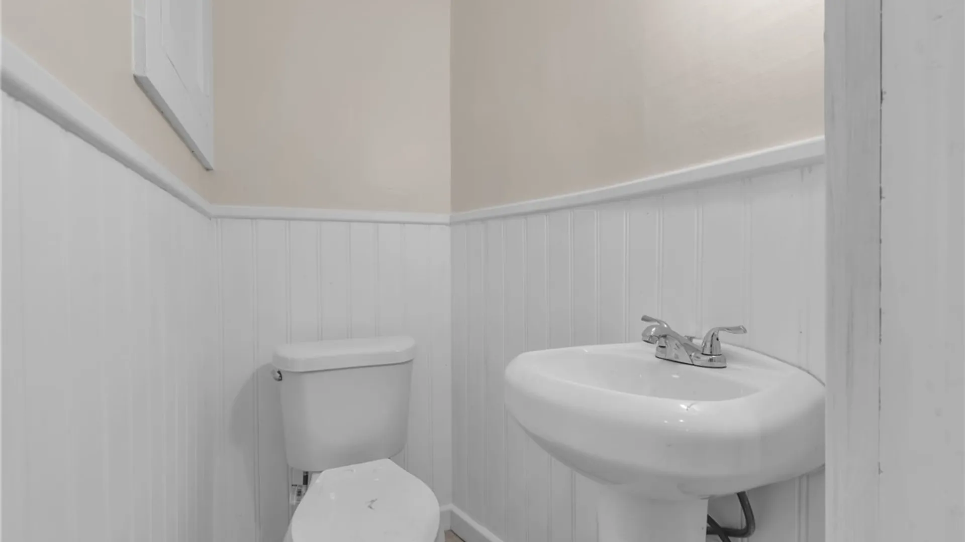 Property at 147 Grand Street, Lockport City, NY 14094 17