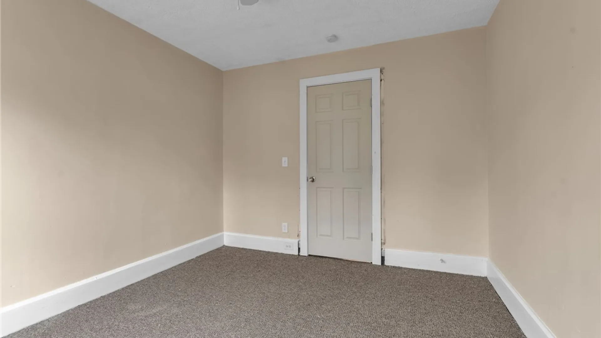 Property at 147 Grand Street, Lockport City, NY 14094 21