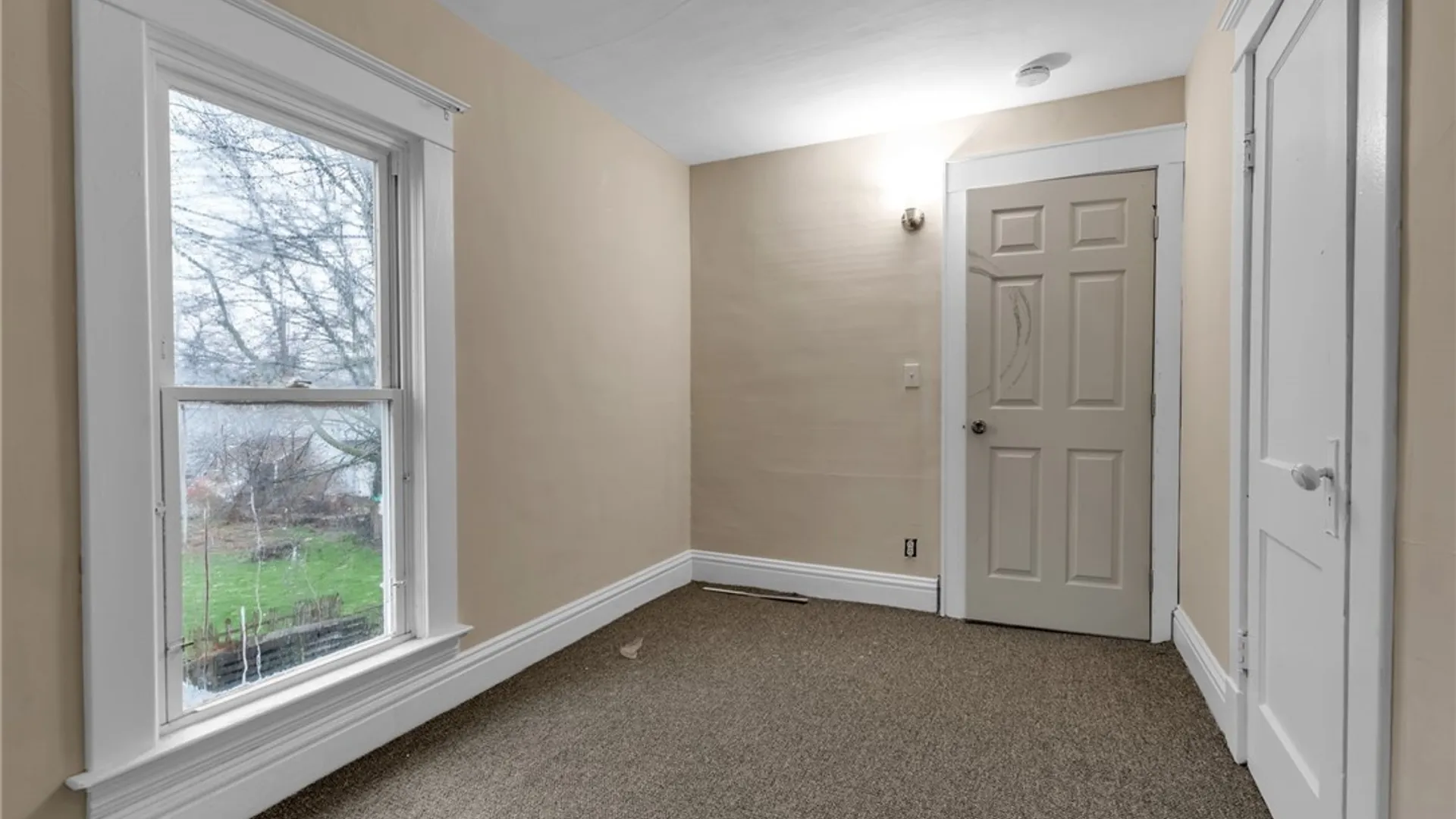 Property at 147 Grand Street, Lockport City, NY 14094 24