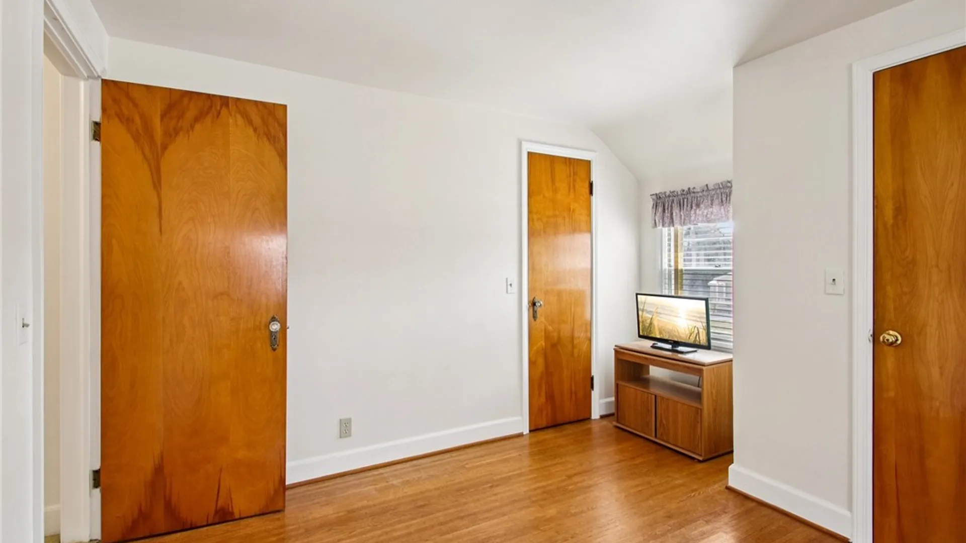 Property at 196 Belmeade Road, Irondequoit, NY 14617 25