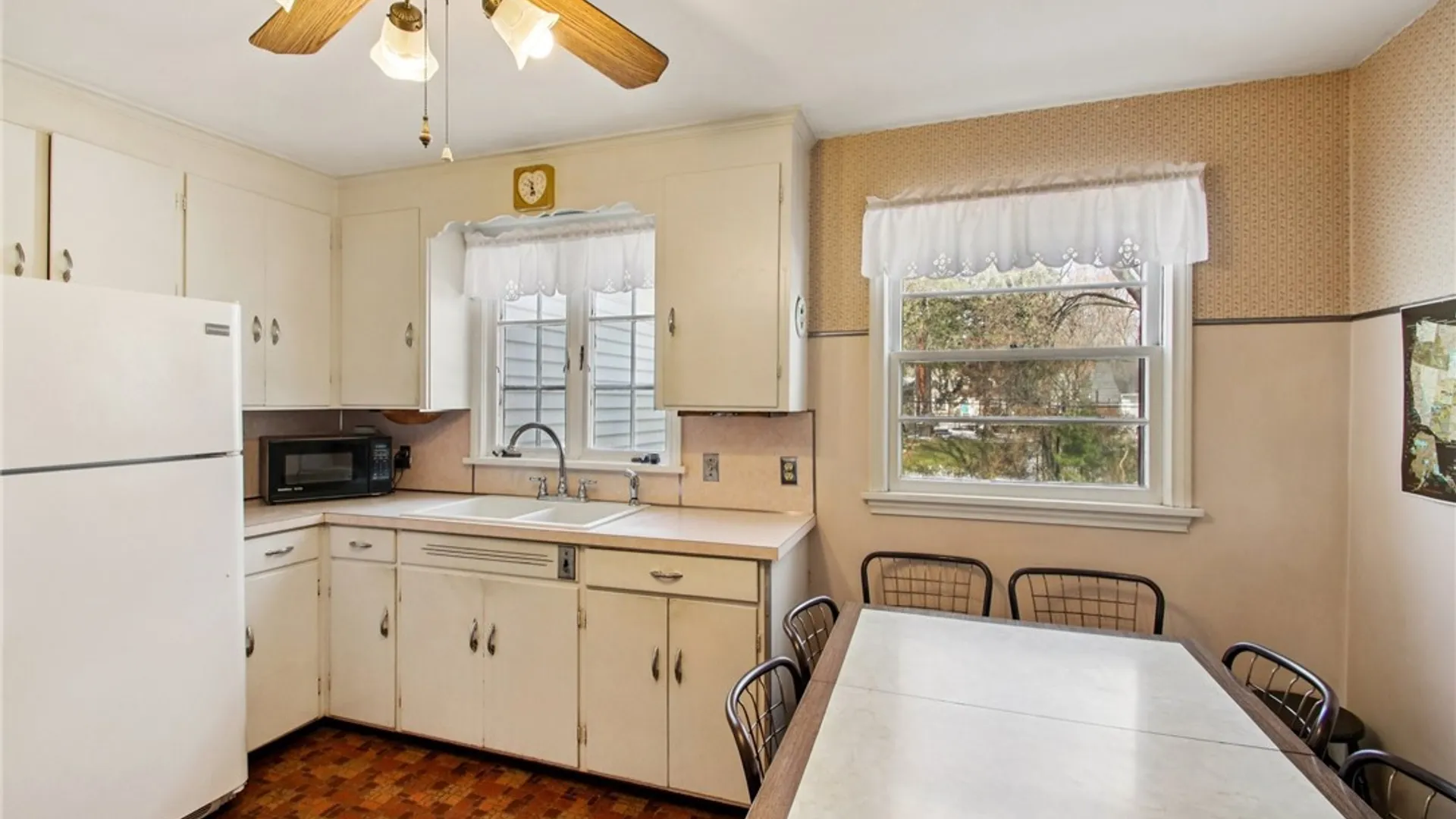 Property at 196 Belmeade Road, Irondequoit, NY 14617 7