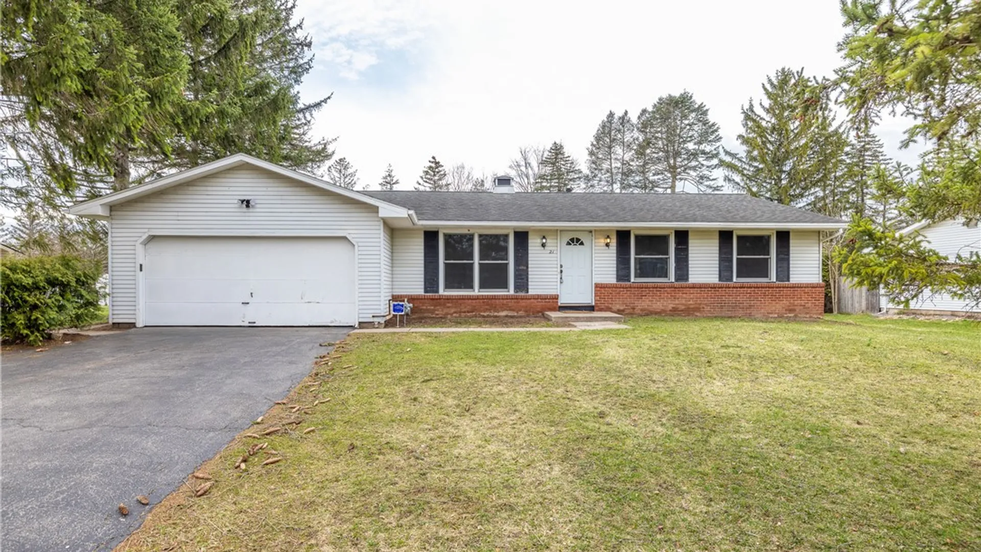 Property at 21 Sunridge Drive, Chili, NY 14624 2
