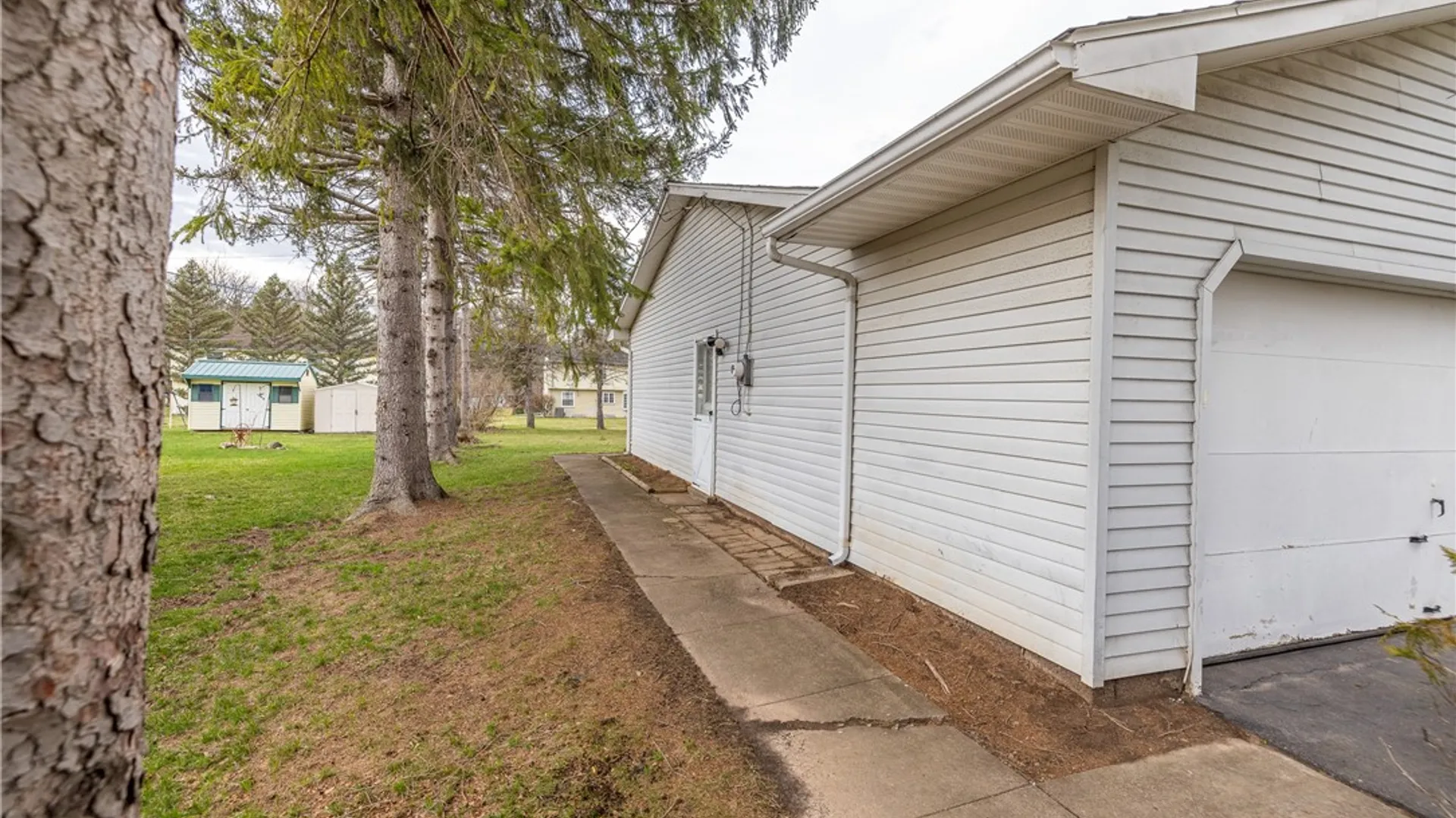 Property at 21 Sunridge Drive, Chili, NY 14624 31