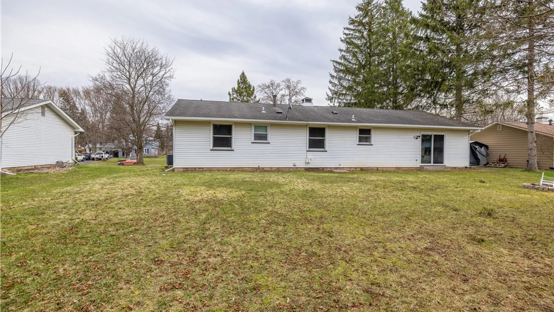 Property at 21 Sunridge Drive, Chili, NY 14624 34