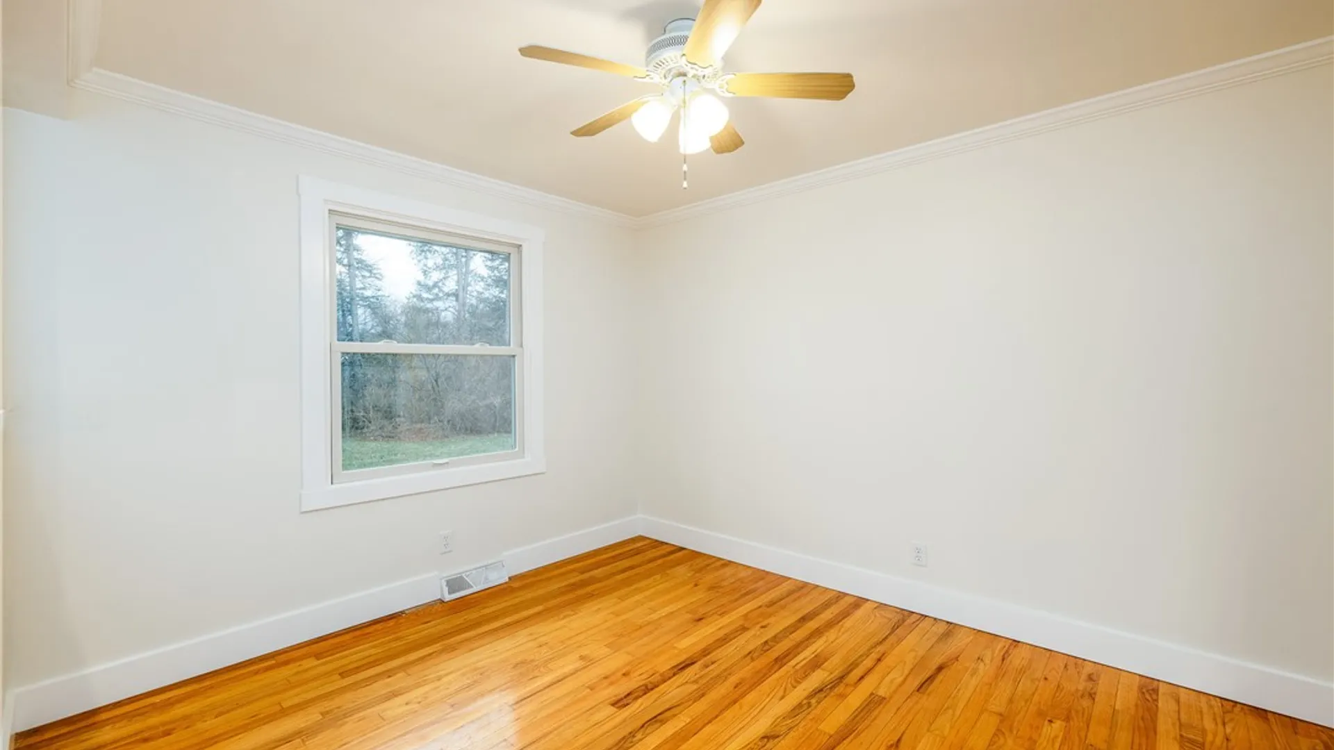 Property at 21 Sunridge Drive, Chili, NY 14624 7