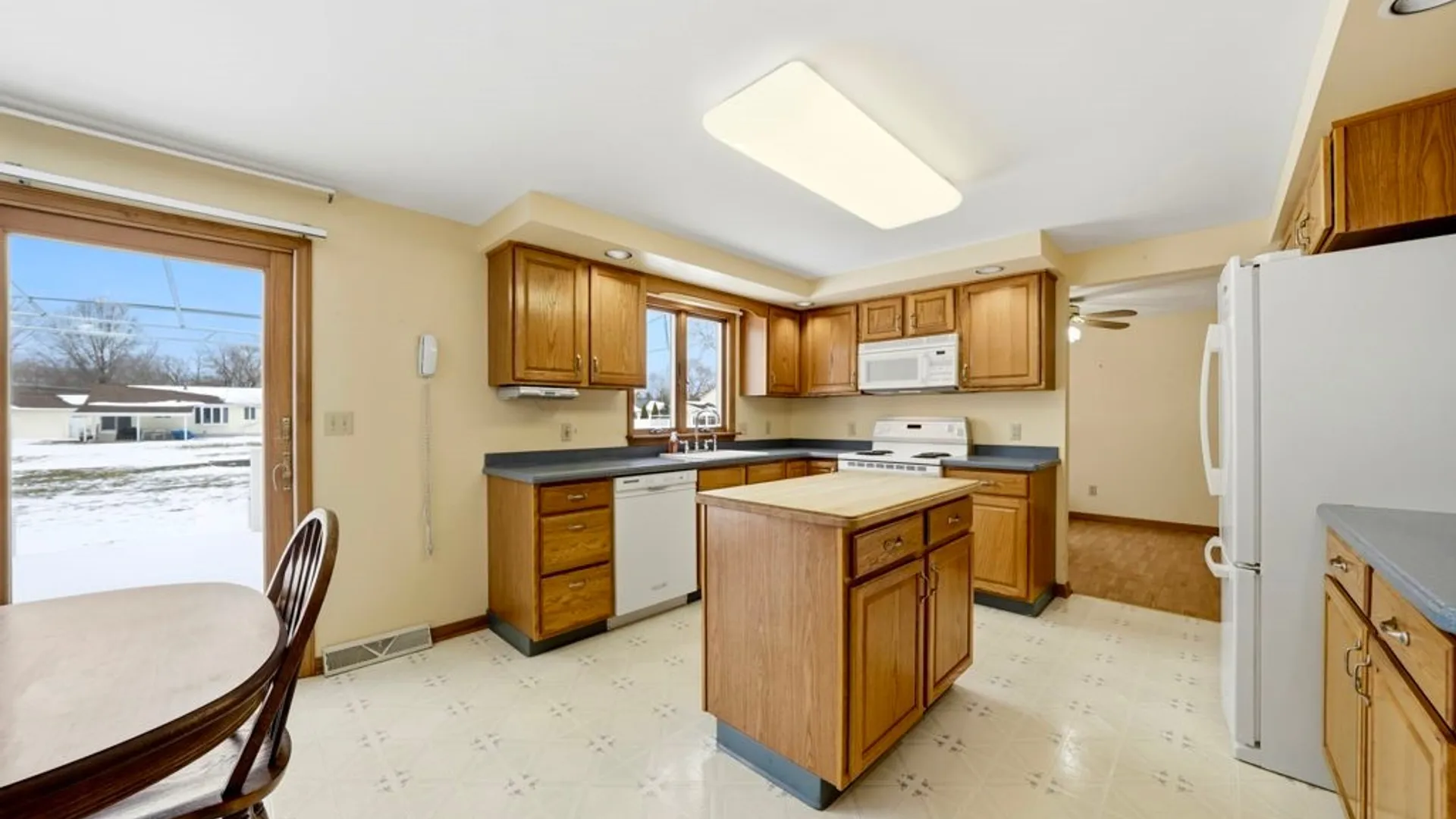 Property at 7196 Balla Drive, Wheatfield, NY 14120 10