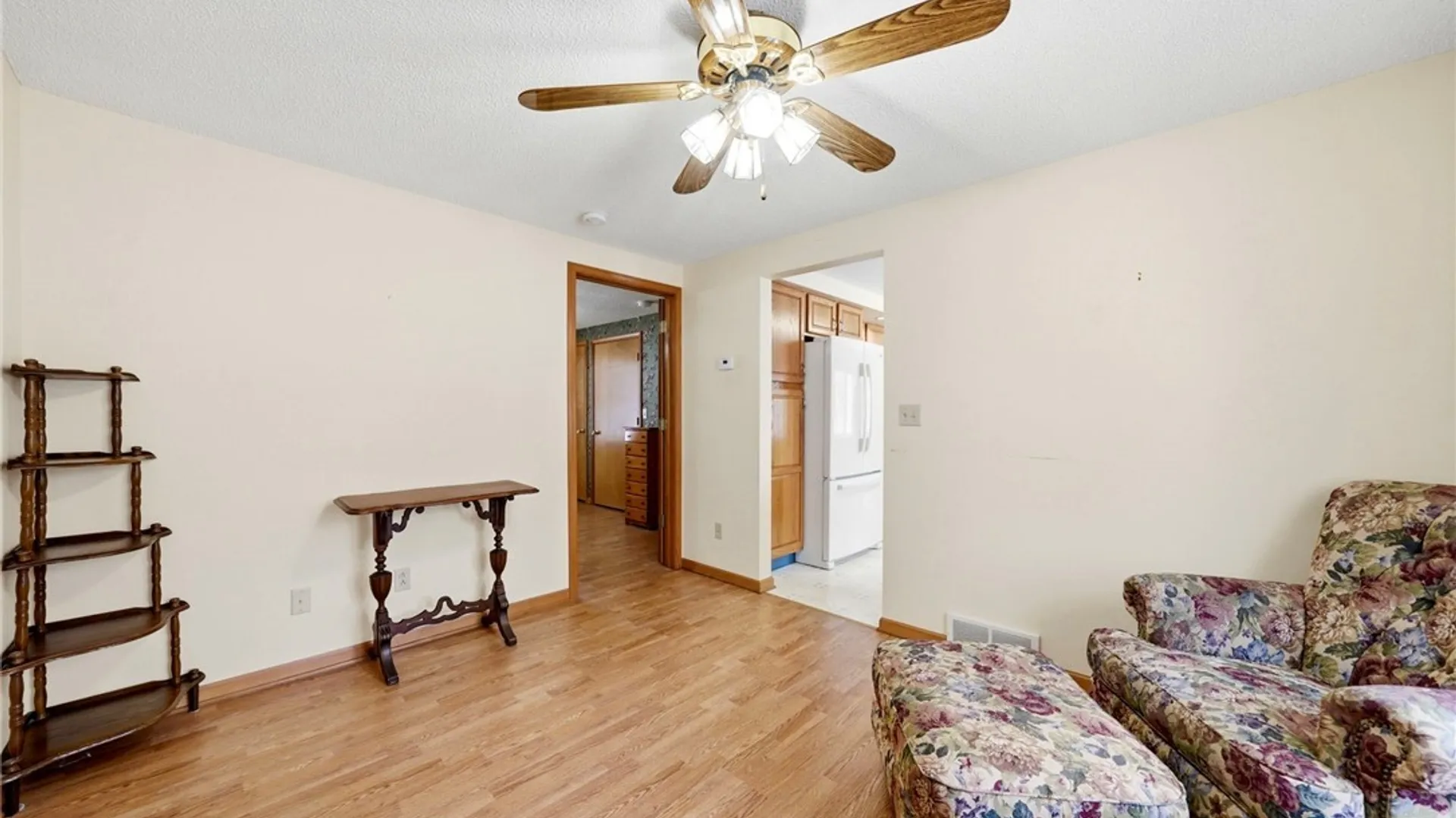 Property at 7196 Balla Drive, Wheatfield, NY 14120 16