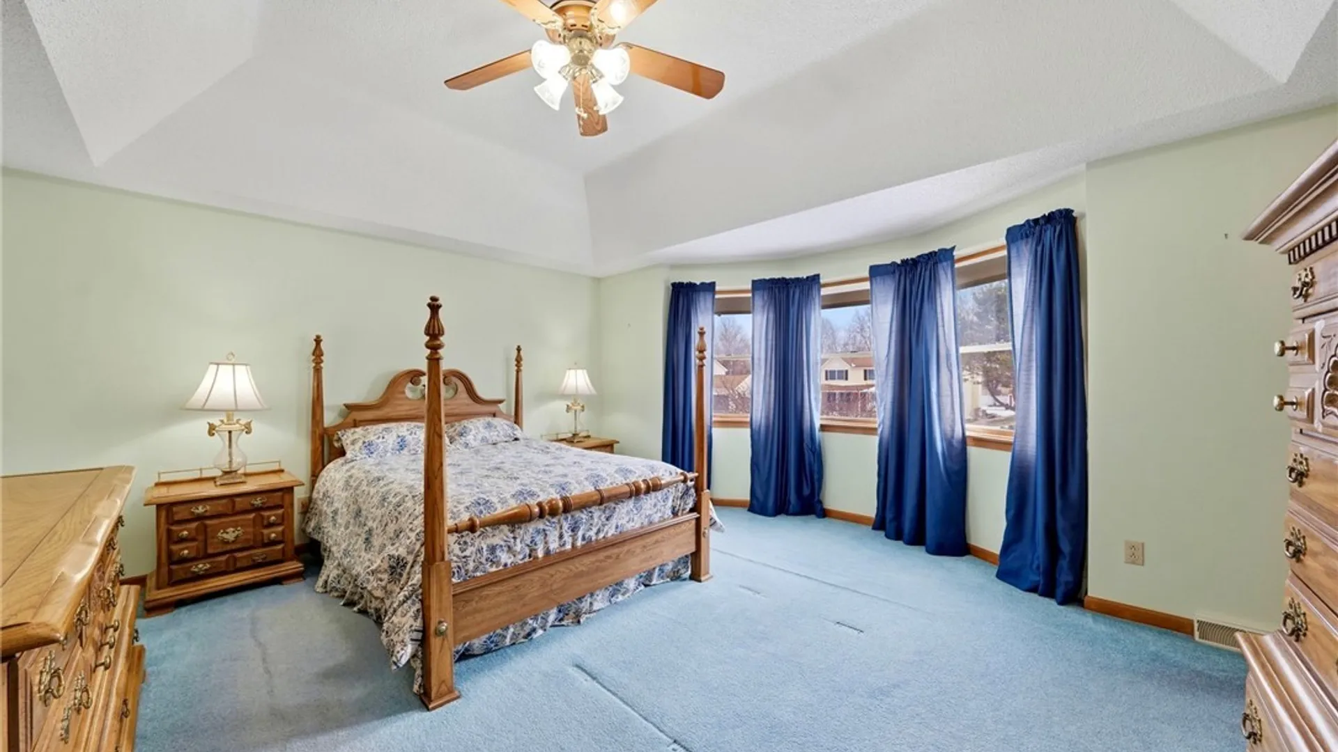 Property at 7196 Balla Drive, Wheatfield, NY 14120 21