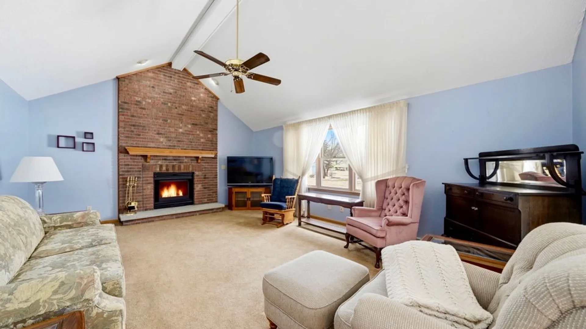 Property at 7196 Balla Drive, Wheatfield, NY 14120 3